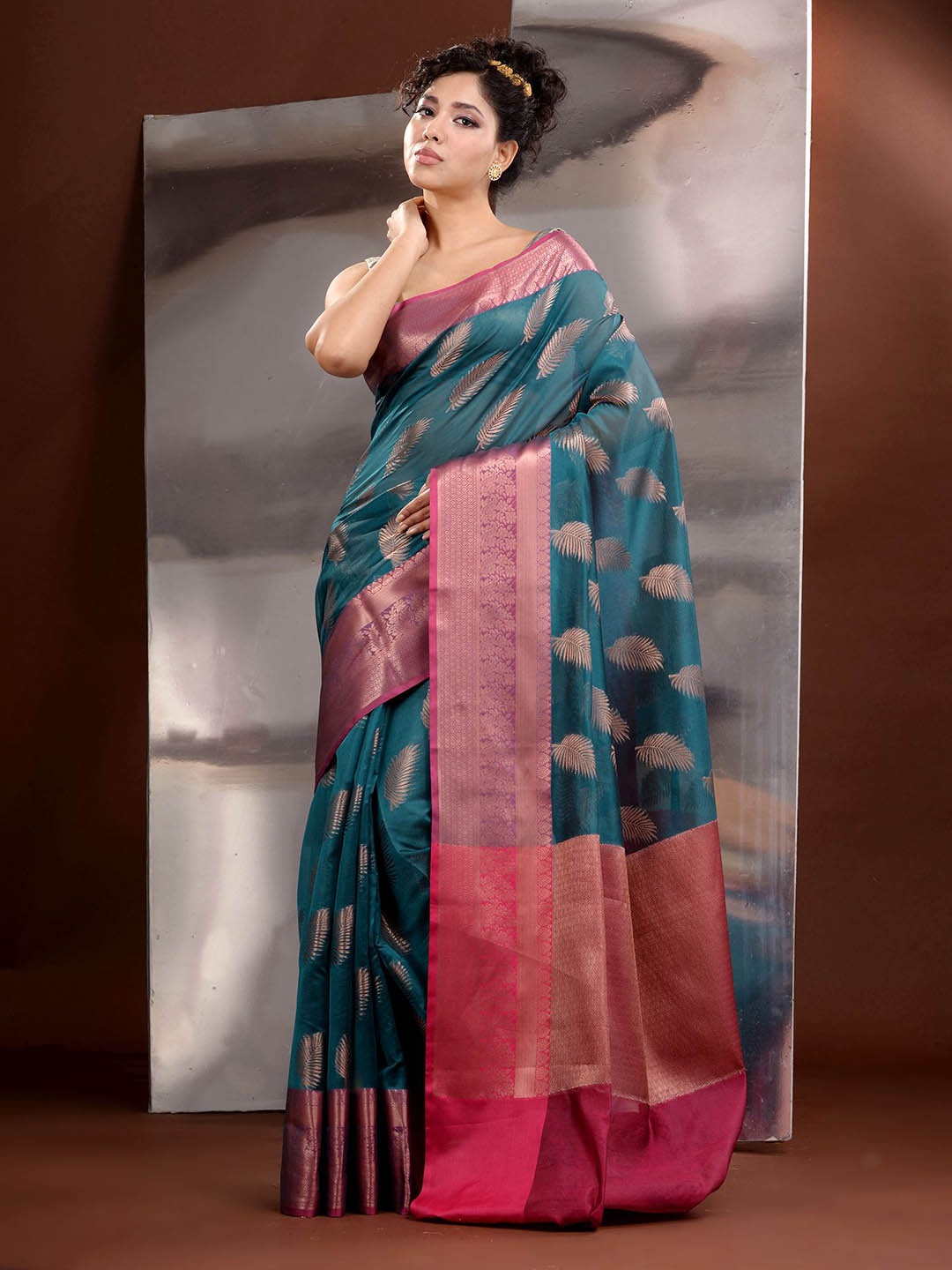 

Charukriti Floral Zari Silk Cotton Saree, Teal