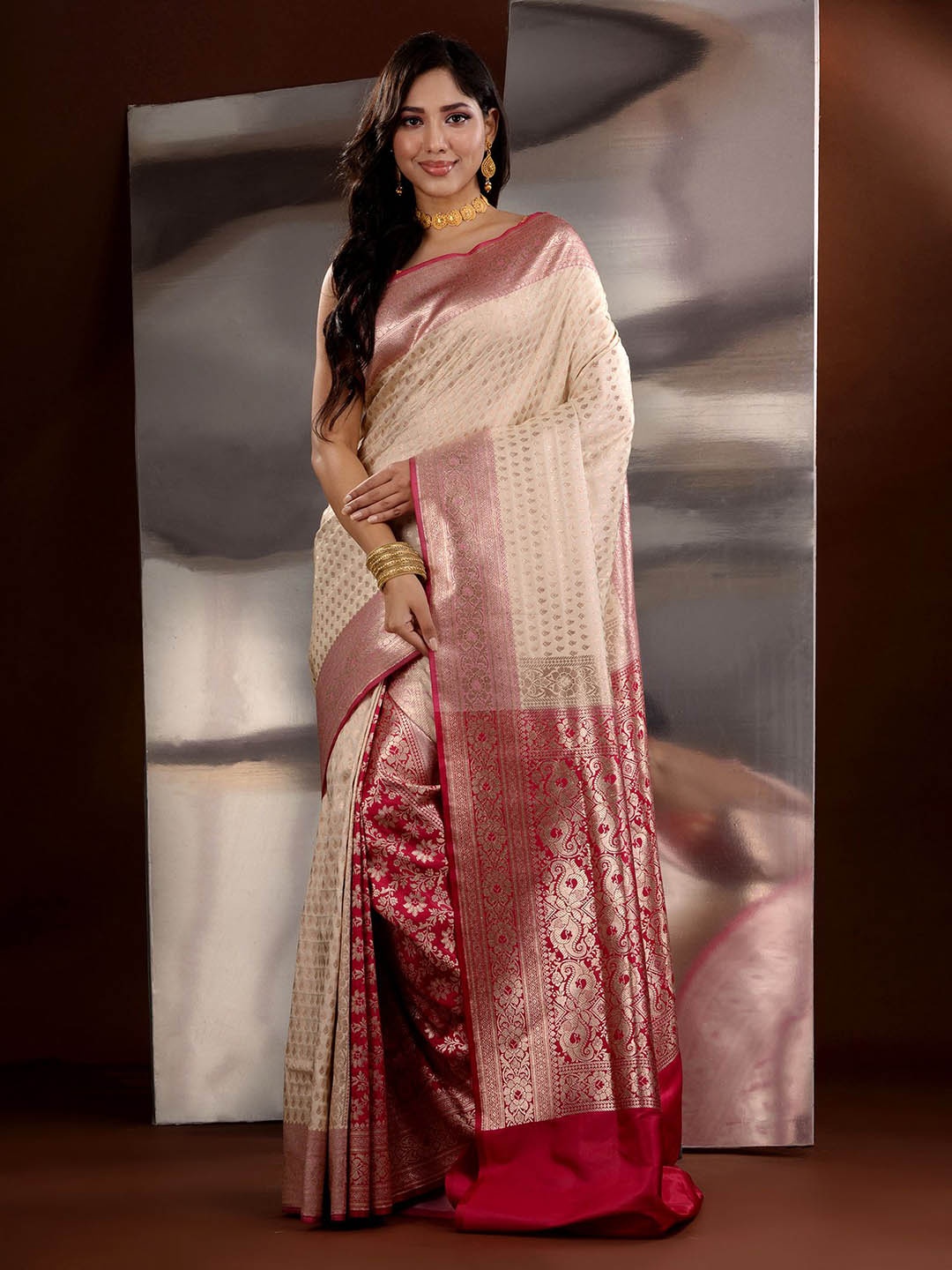 

Charukriti Ethnic Motifs Zari Banarasi Saree, Off white