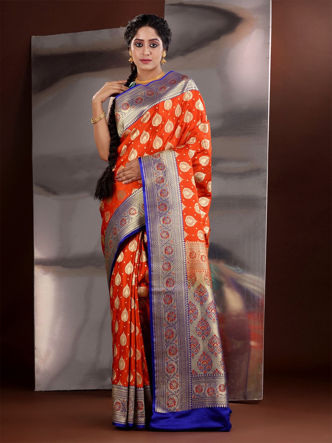 

Charukriti Woven Design Zari Banarasi Saree, Orange