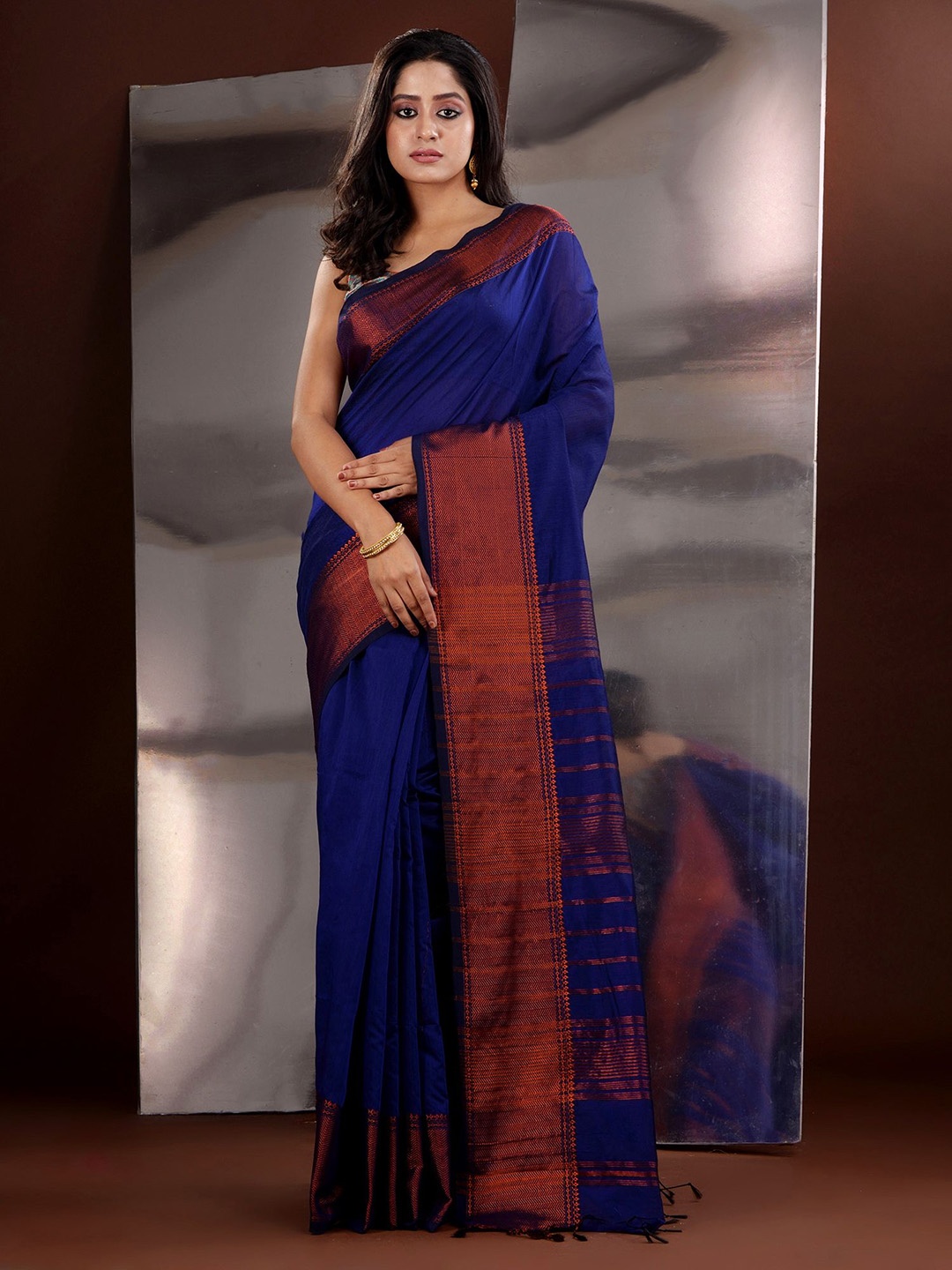 

Charukriti Woven Design Zari Saree, Blue