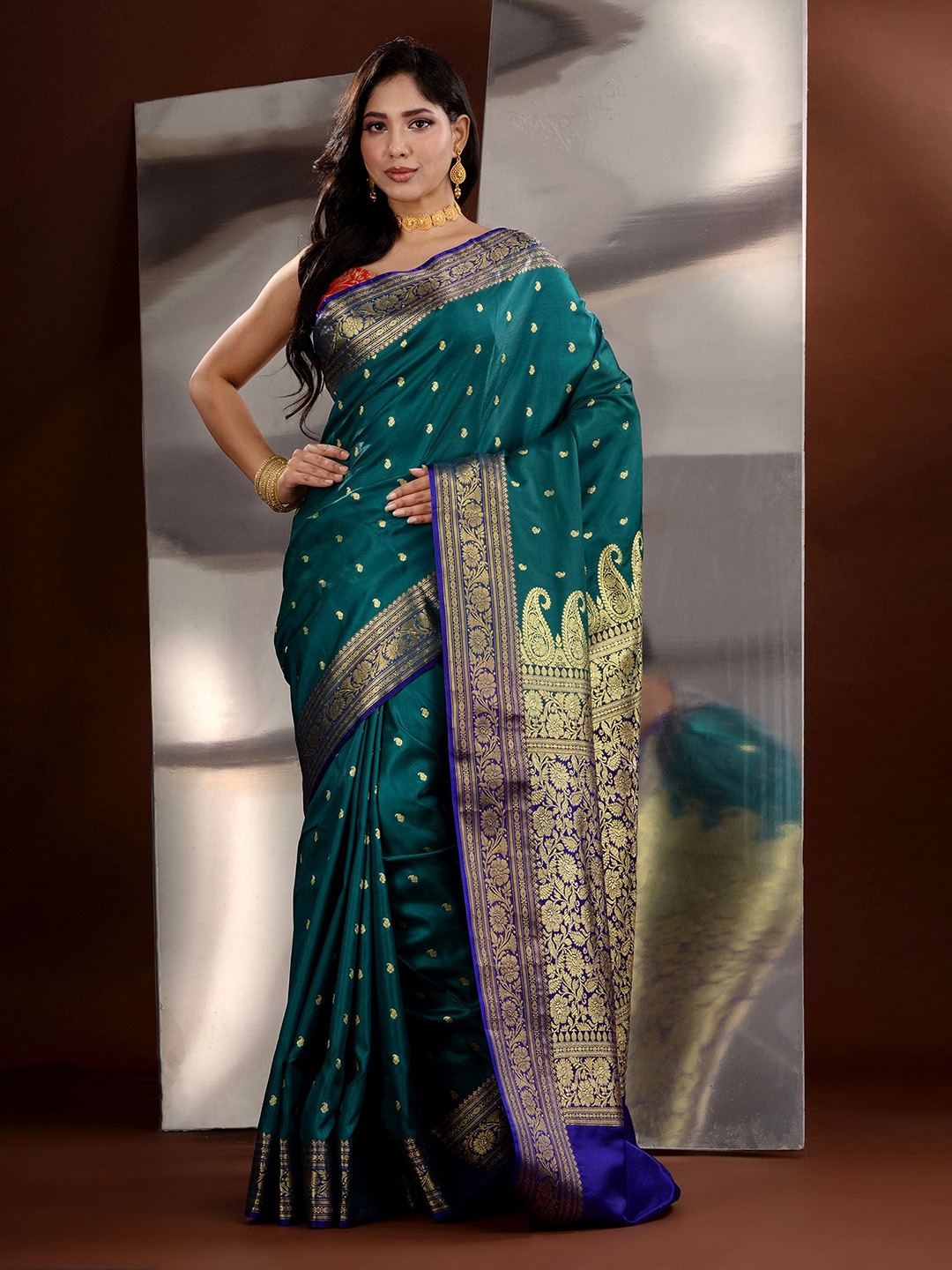 

Charukriti Woven Design Zari Bordered Saree, Teal