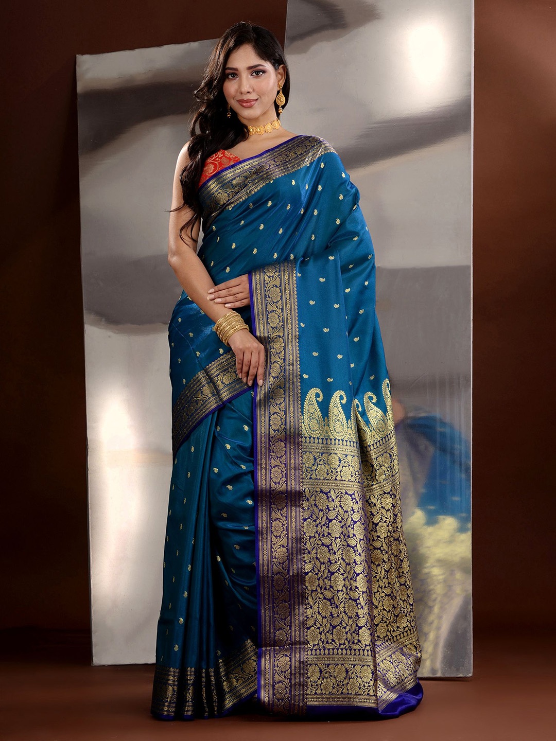 

Charukriti Woven Design Zari Saree, Blue