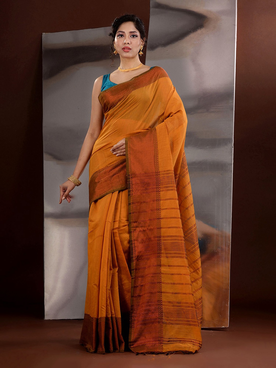 

Charukriti Zari Bordered Saree, Yellow