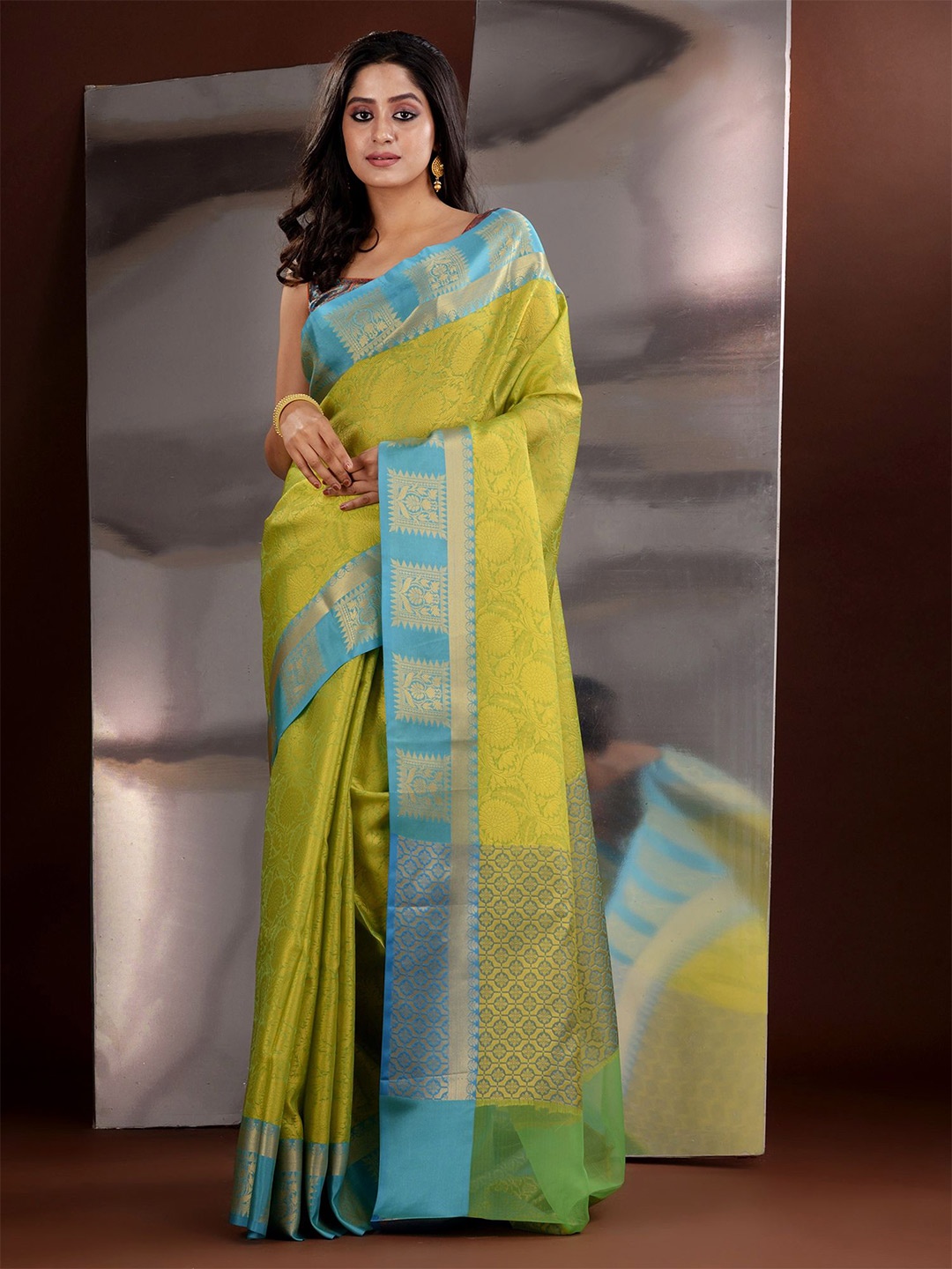 

Charukriti Floral Zari Saree, Green