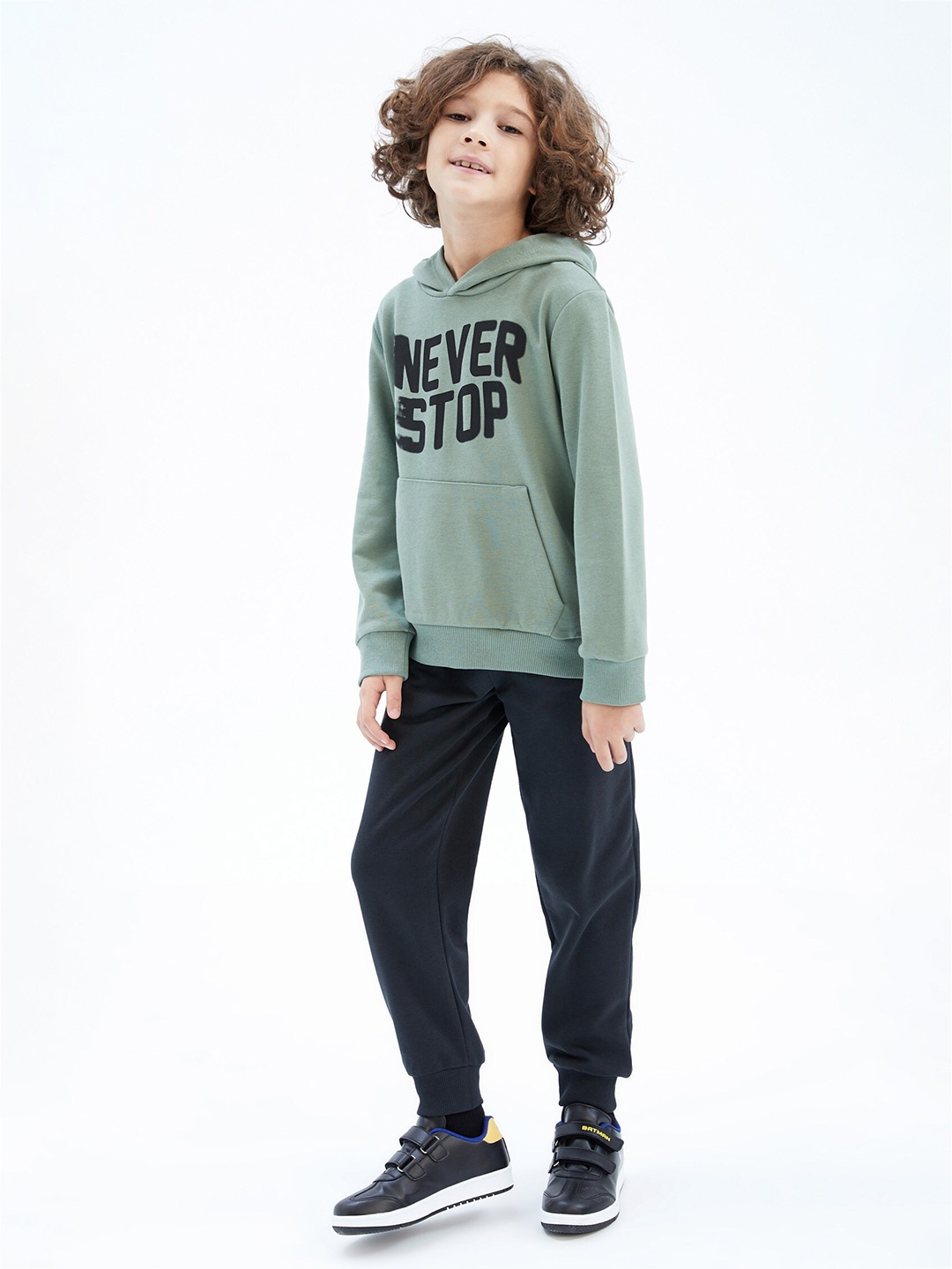 

DeFacto Boys Printed Top with Trousers, Green