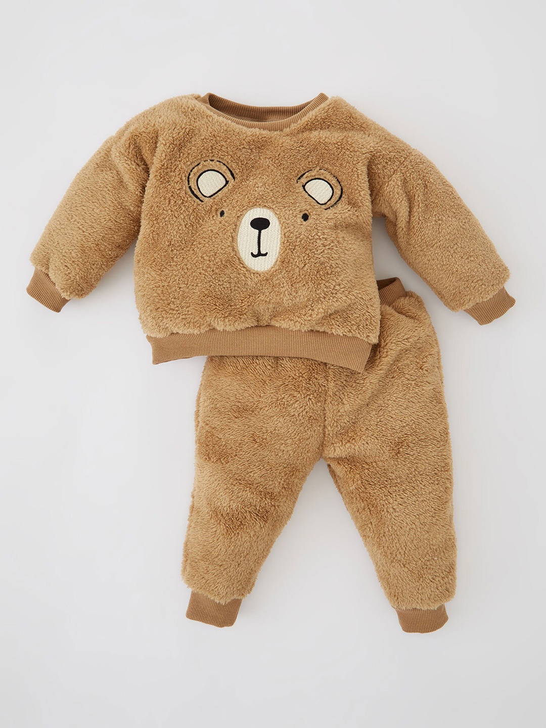 

DeFacto Boys Printed Sweatshirt With Joggers, Brown