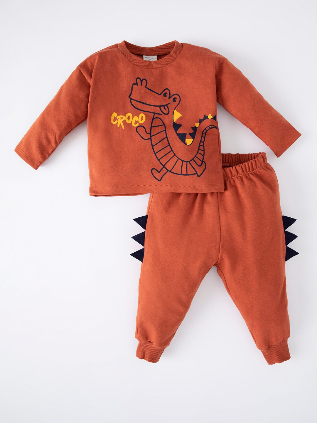 

DeFacto Boys Printed Pure Cotton T-shirt With Joggers, Orange
