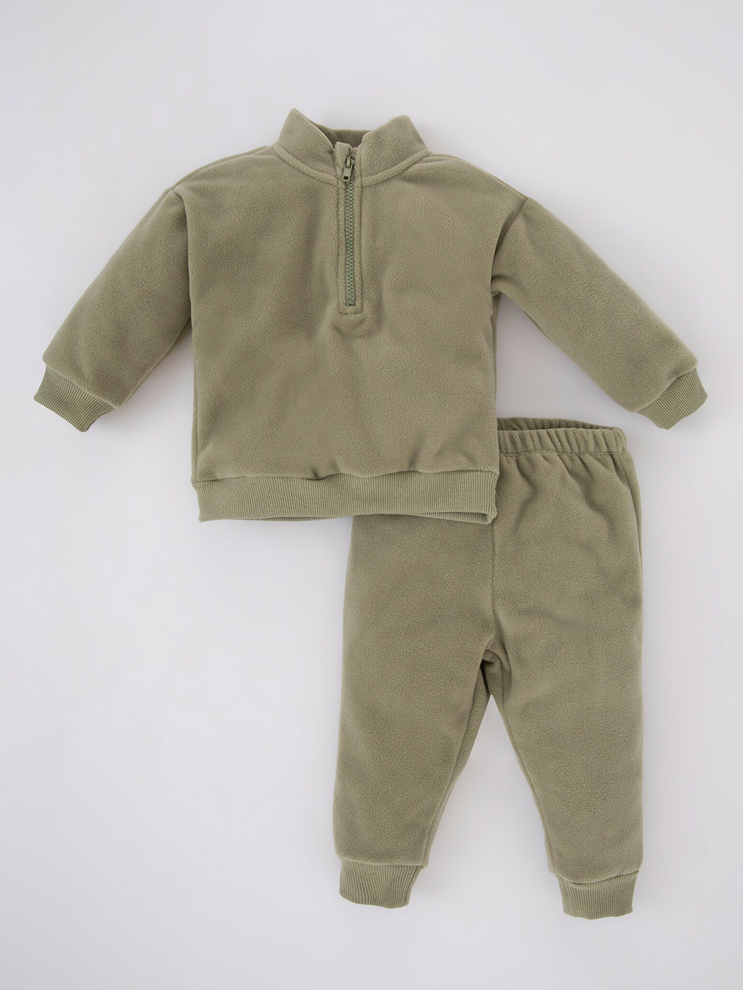

DeFacto Boys High-Neck Sweatshirt With Joggers, Khaki