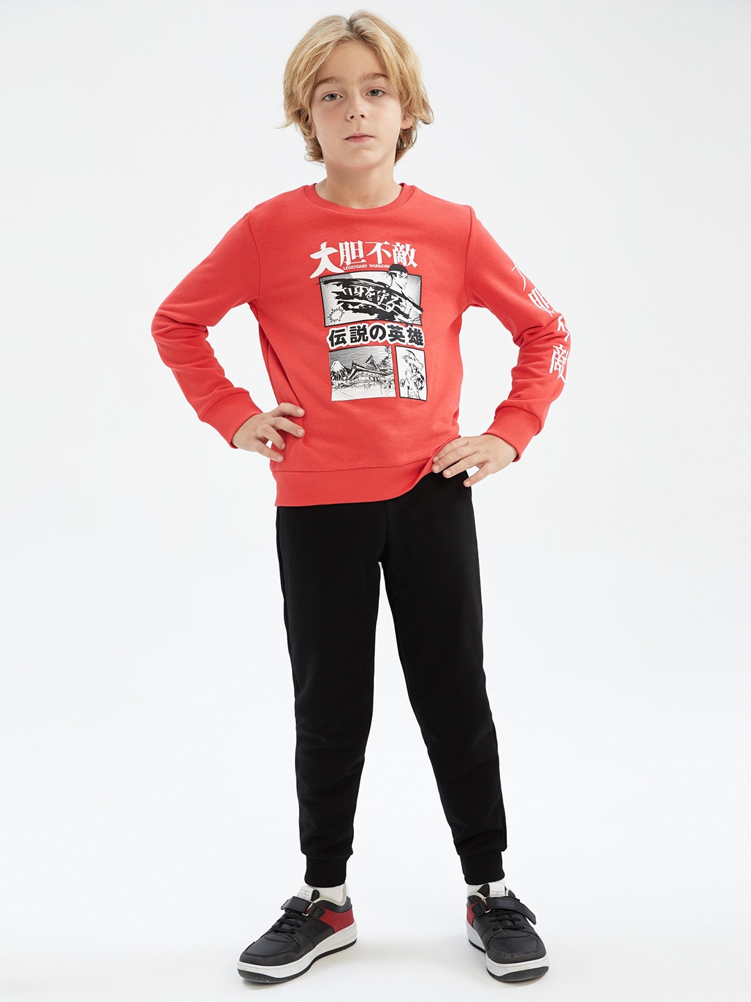 

DeFacto Boys Printed Sweatshirt With Joggers, Red