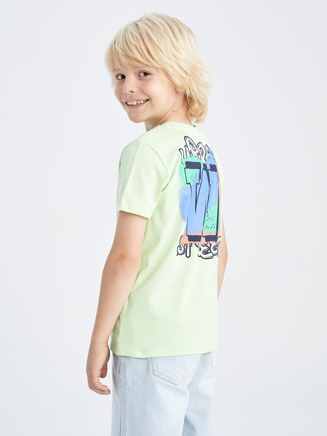 

DeFacto Boys Printed Pure Cotton T-shirt With Shorts, Green