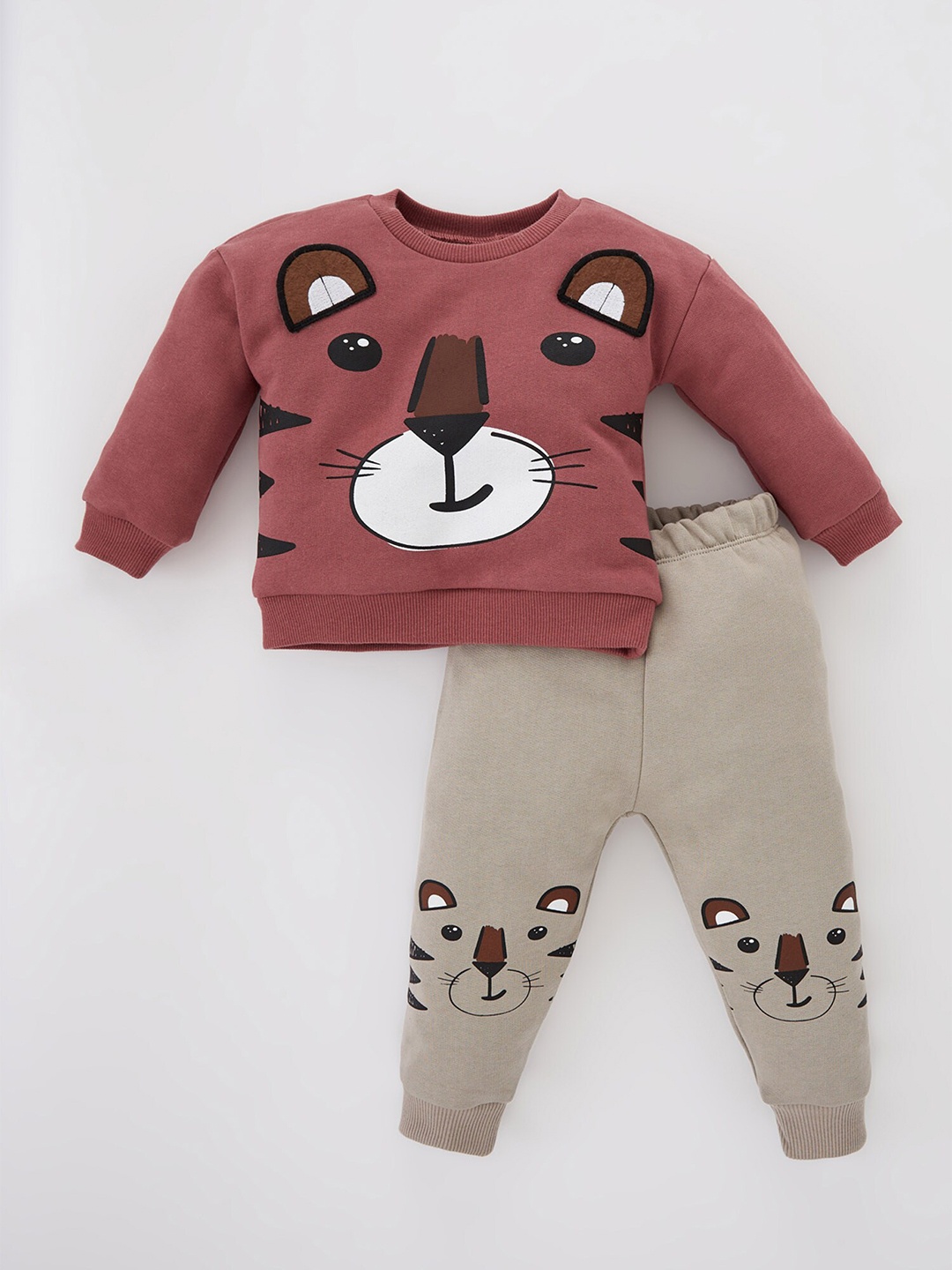 

DeFacto Infants Boys Printed Pure Cotton T-shirt With Joggers, Brown
