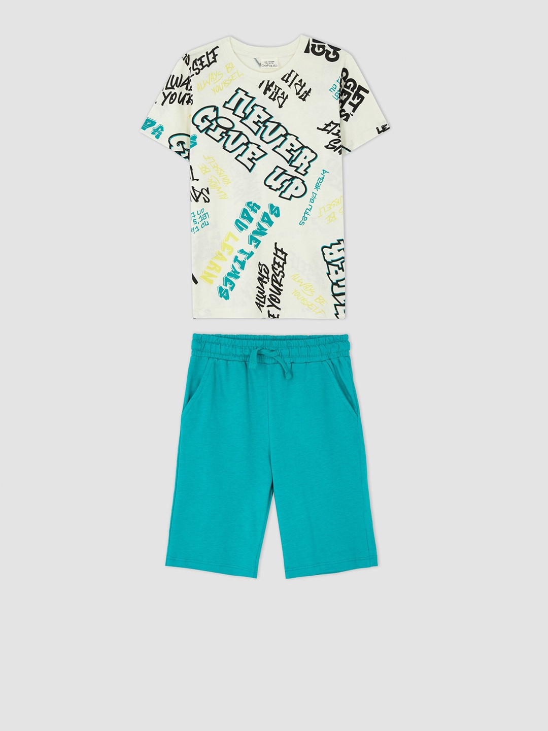 

DeFacto Boys Printed Pure Cotton T-shirt With Shorts, Cream
