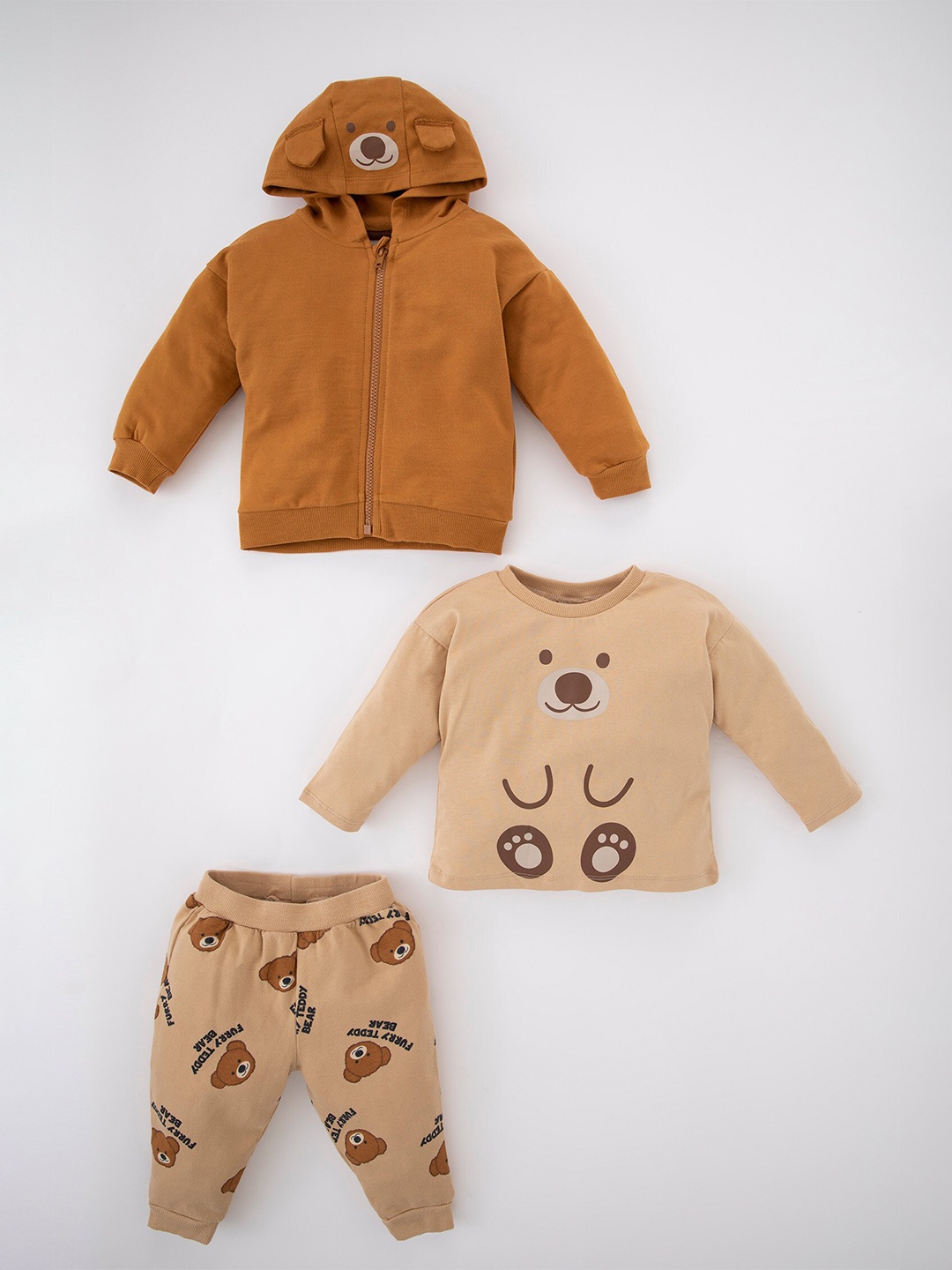 

DeFacto Boys Printed Pure Cotton T-shirt With Pyjamas & Pullover, Beige