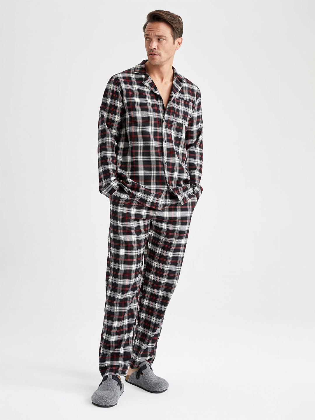

DeFacto Men 2 Pieces Night suit, Black