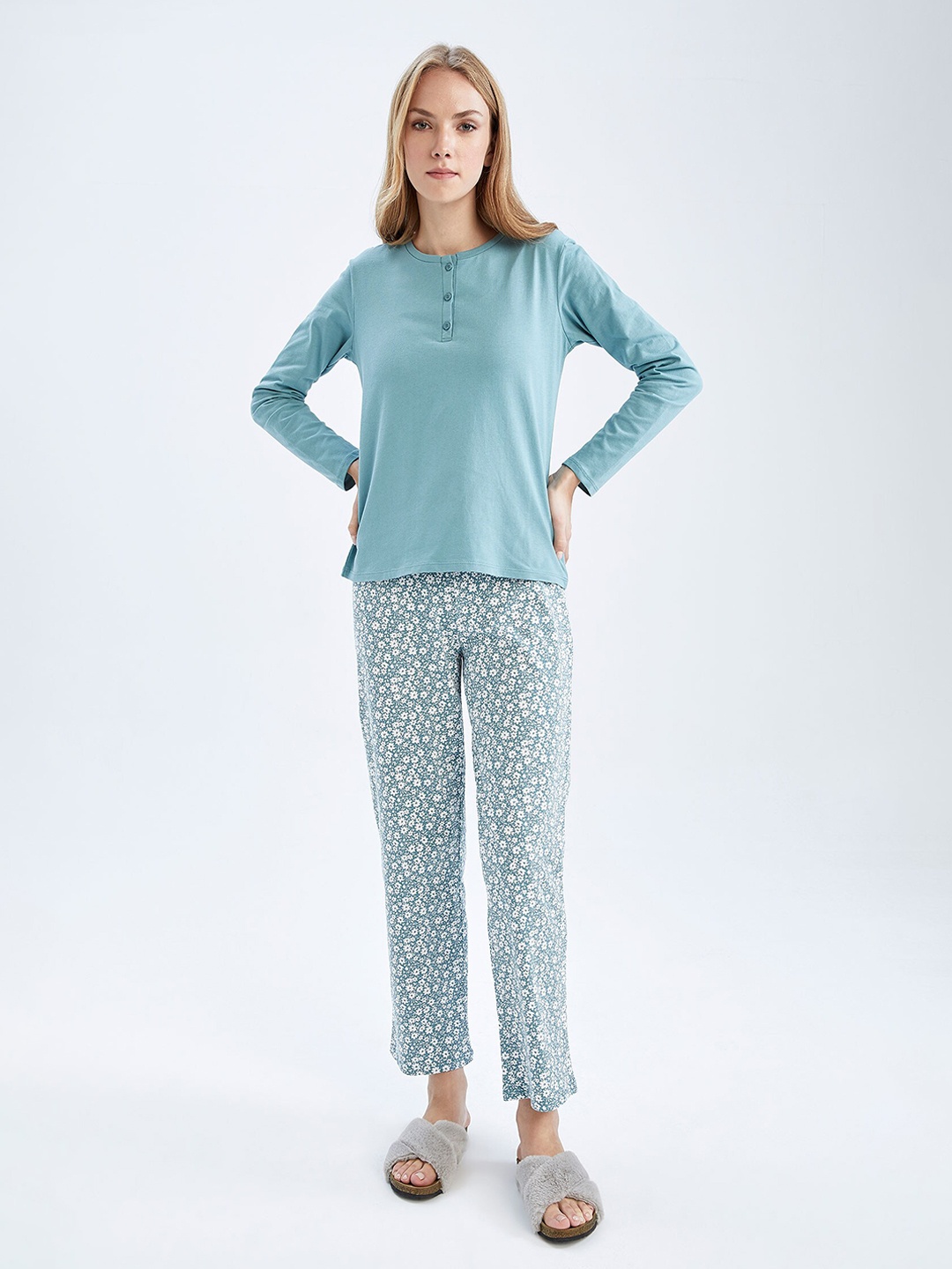 

DeFacto Women 2 Pieces Printed Pure Cotton Night suit, Sea green