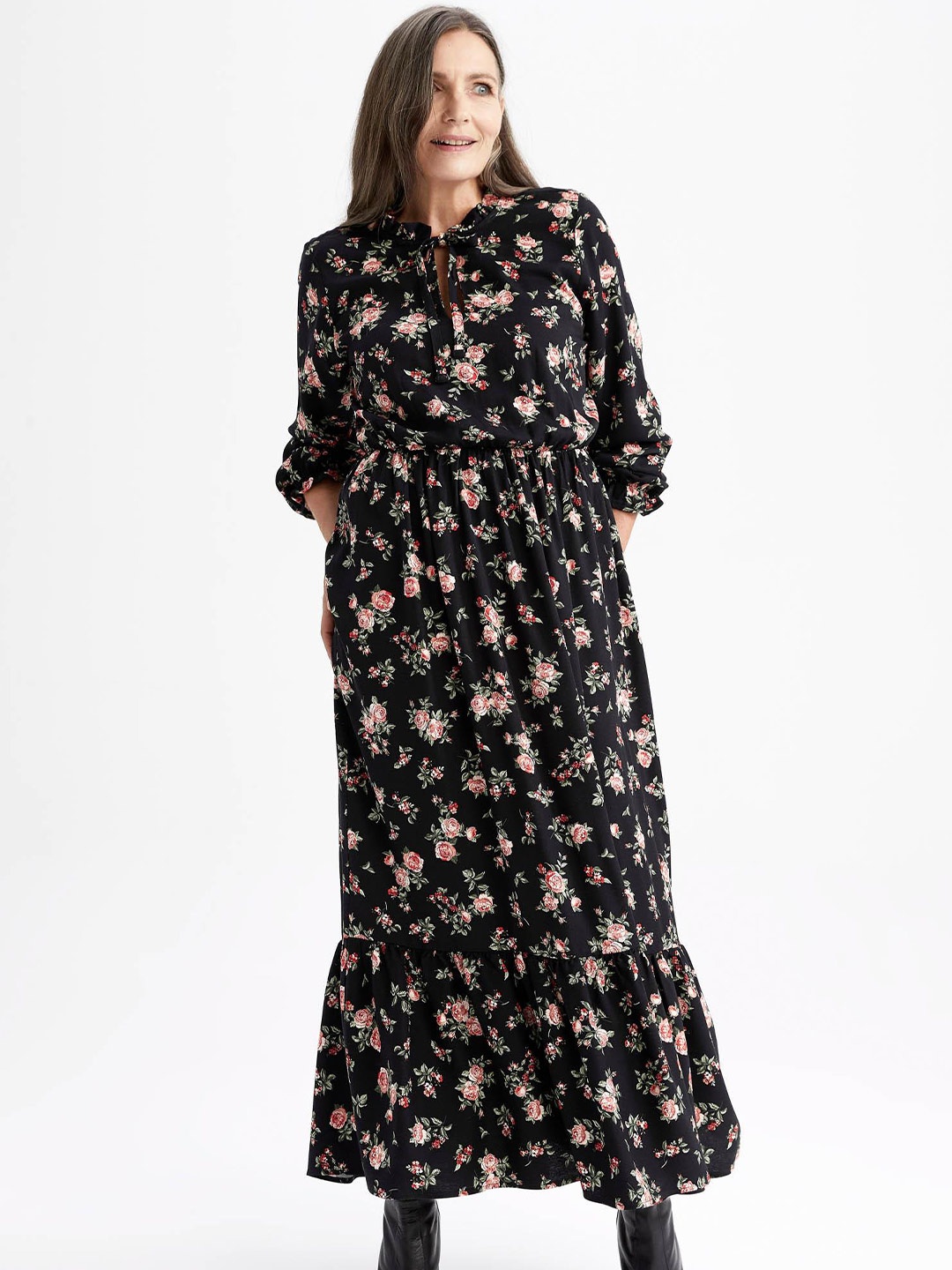 

DeFacto Women Floral Printed Tie-Up Neck Maxi Maxi Dress, Black