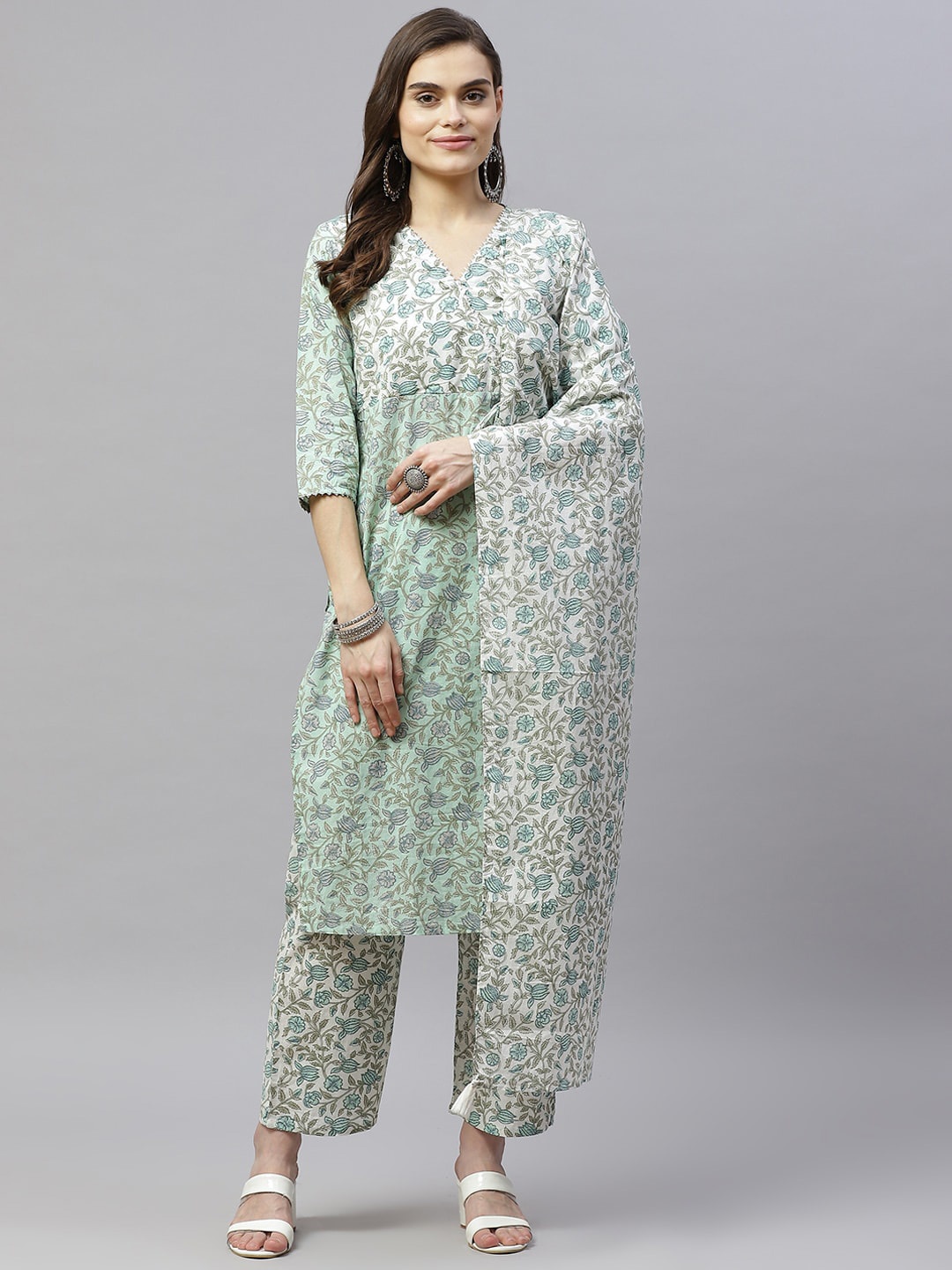 

MIRAVAN Women Floral Printed Angrakha Pure Cotton Kurta with Palazzos & Dupatta, Green