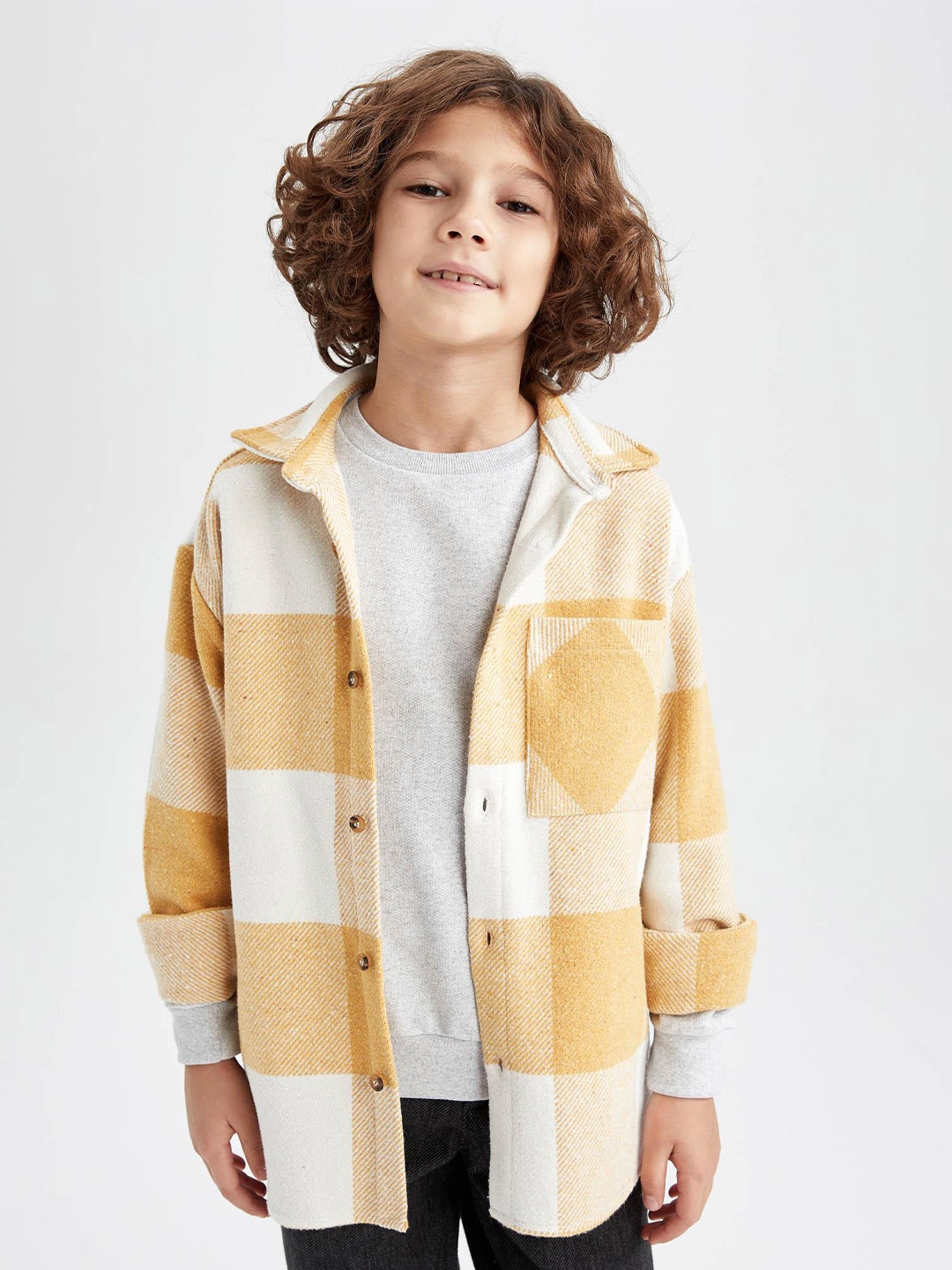 

DeFacto Boys Checked Drop Shoulder Casual Shackets, Yellow