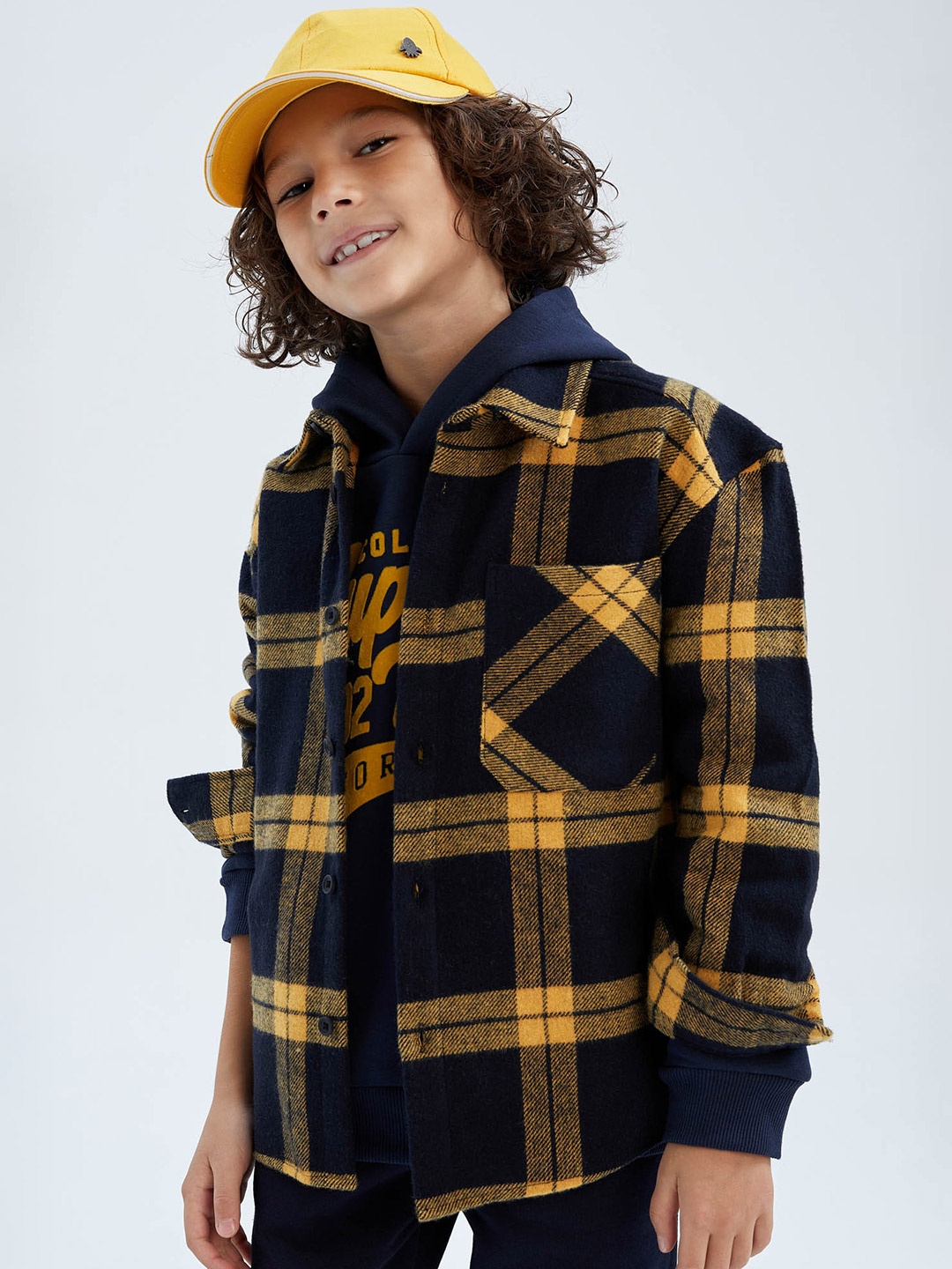 

DeFacto Boys Checked Hooded Casual Shirt, Navy blue