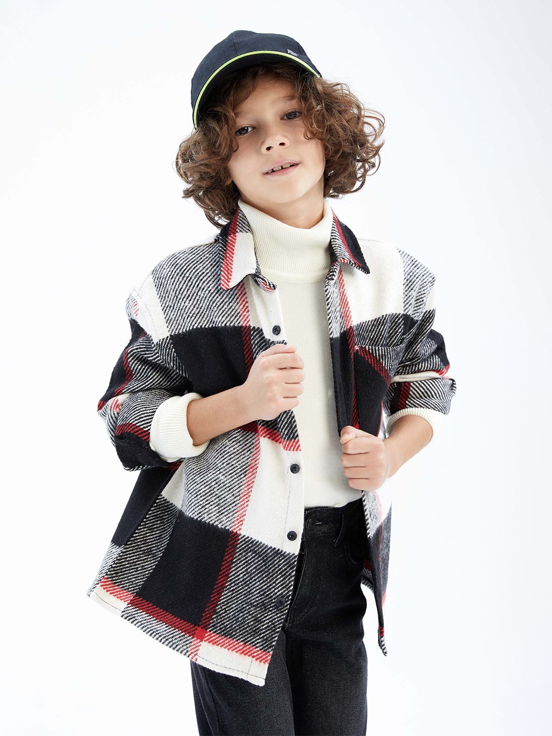 

DeFacto Boys Checked Cotton Casual Shacket, Black