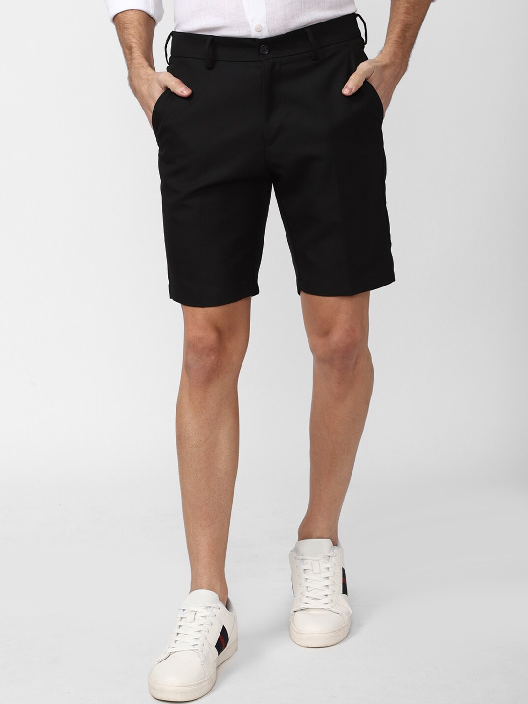 

Peter England Men Mid-Rise Slim Fit Shorts, Black