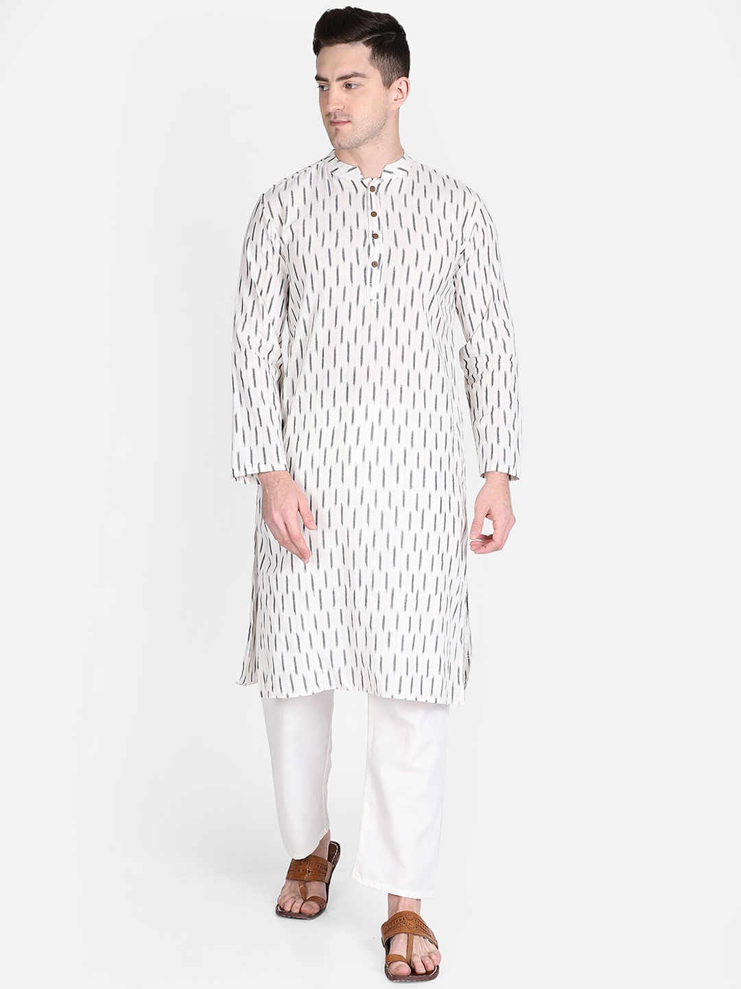 

PAROKSH Men Printed White Romance Cotton Kurta