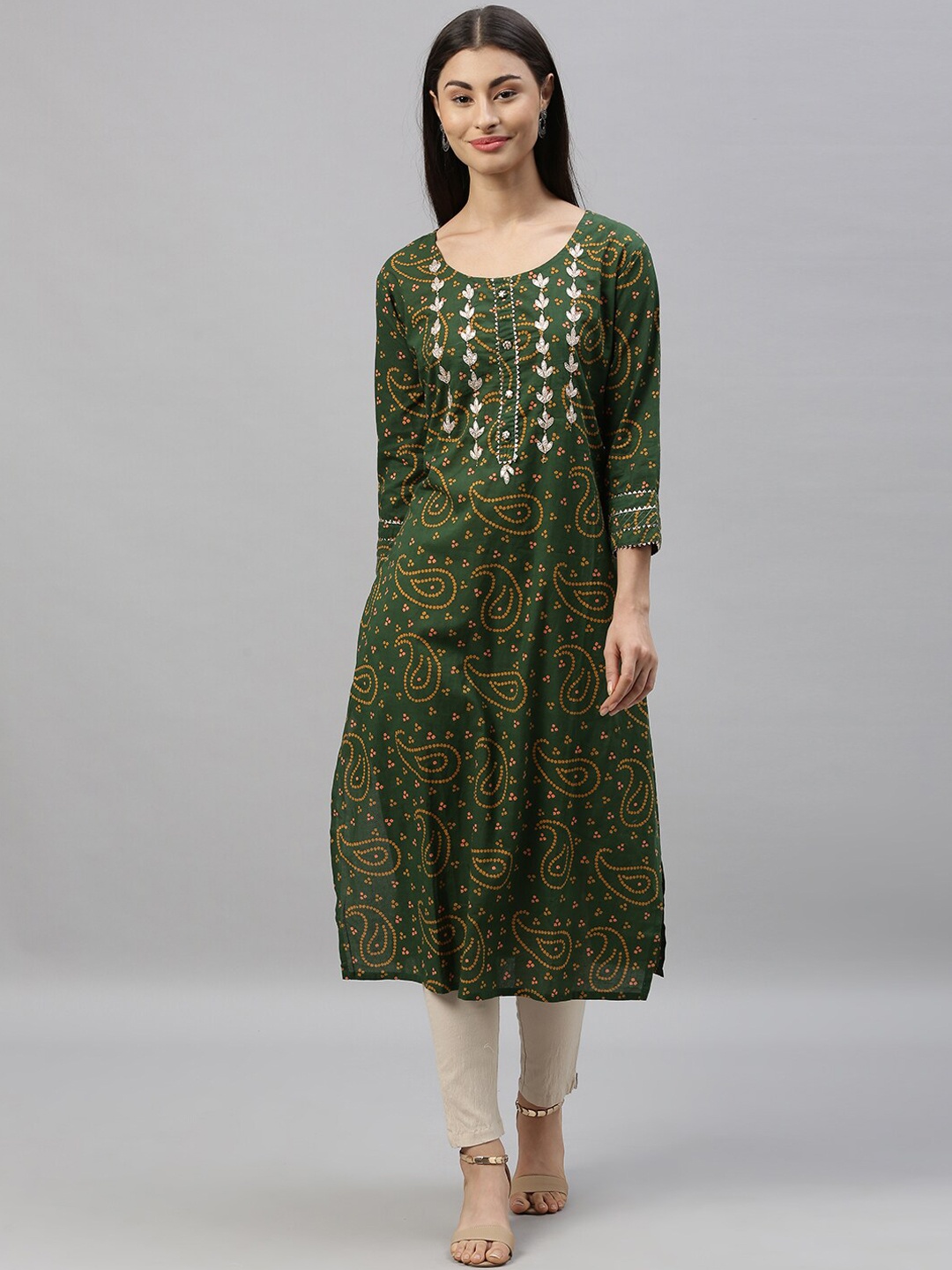

Ishin Women Bandhani Printed Gotta Patti Indie Prints Cotton Kurta, Green