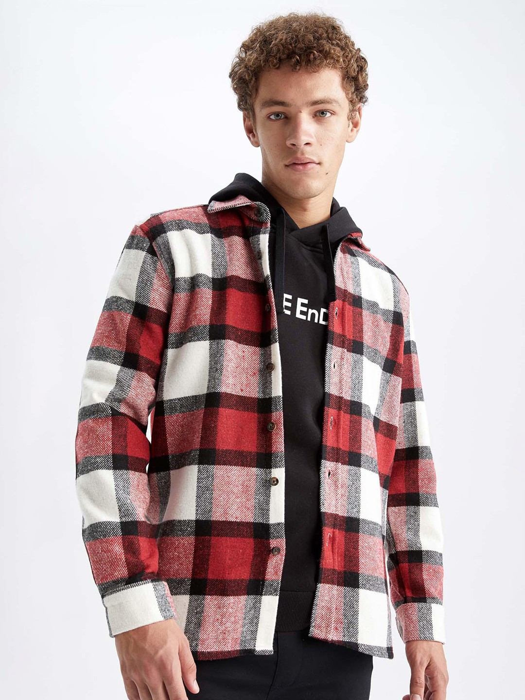 

DeFacto Men Red Checked Casual Shirt