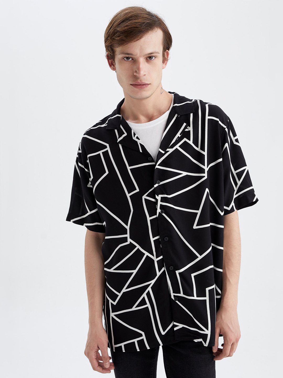 

DeFacto Men Abstract Printed Casual Shirt, Black