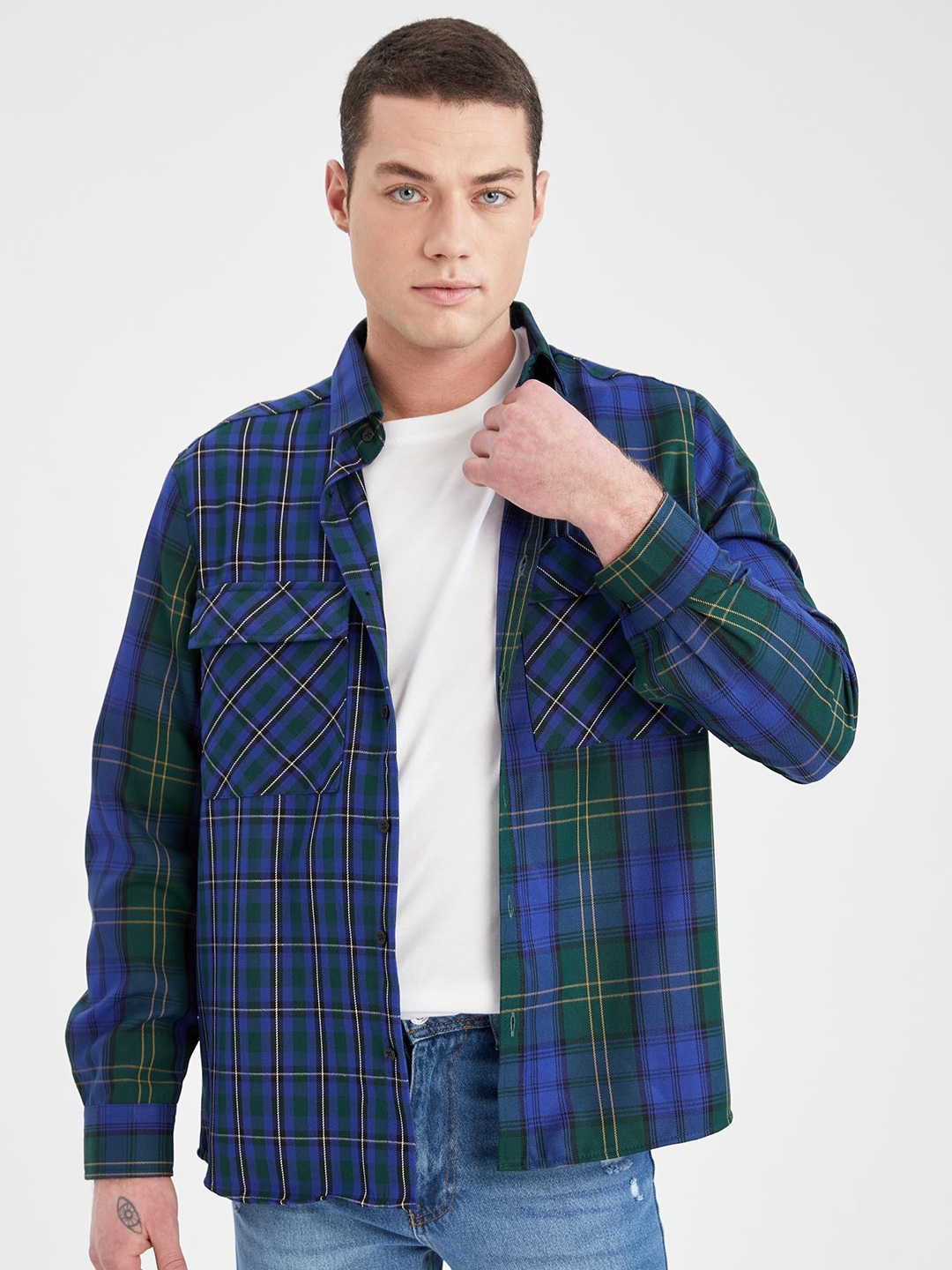 

DeFacto Men Tartan Checks Checked Casual Shirt, Navy blue