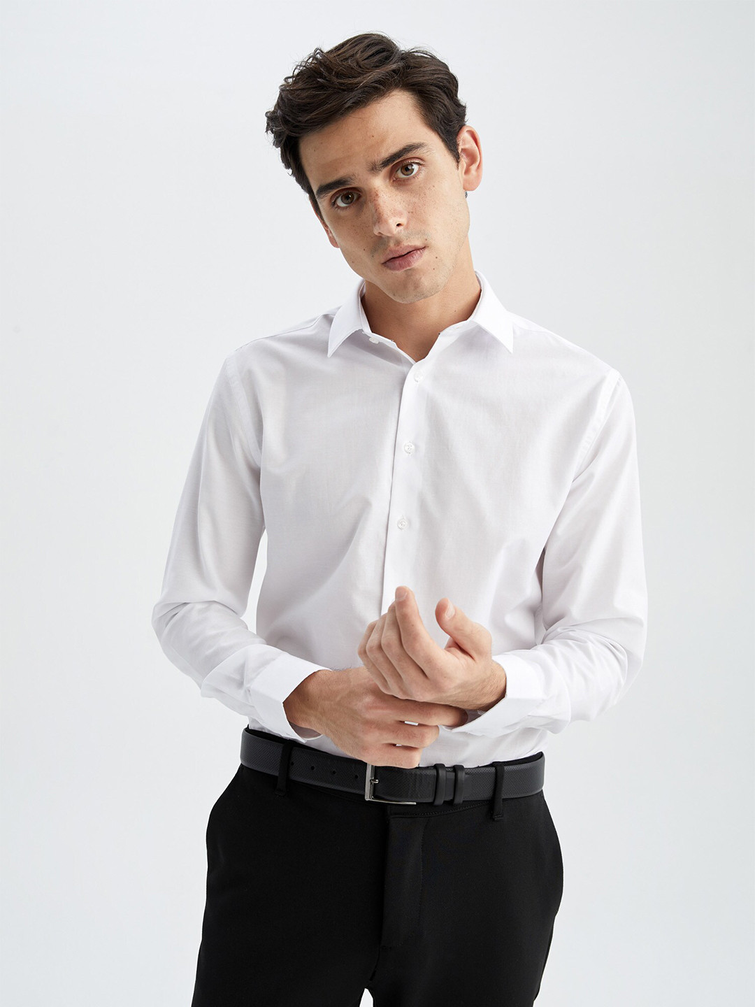 

DeFacto Men Cotton Formal Regular Fit Shirt, White