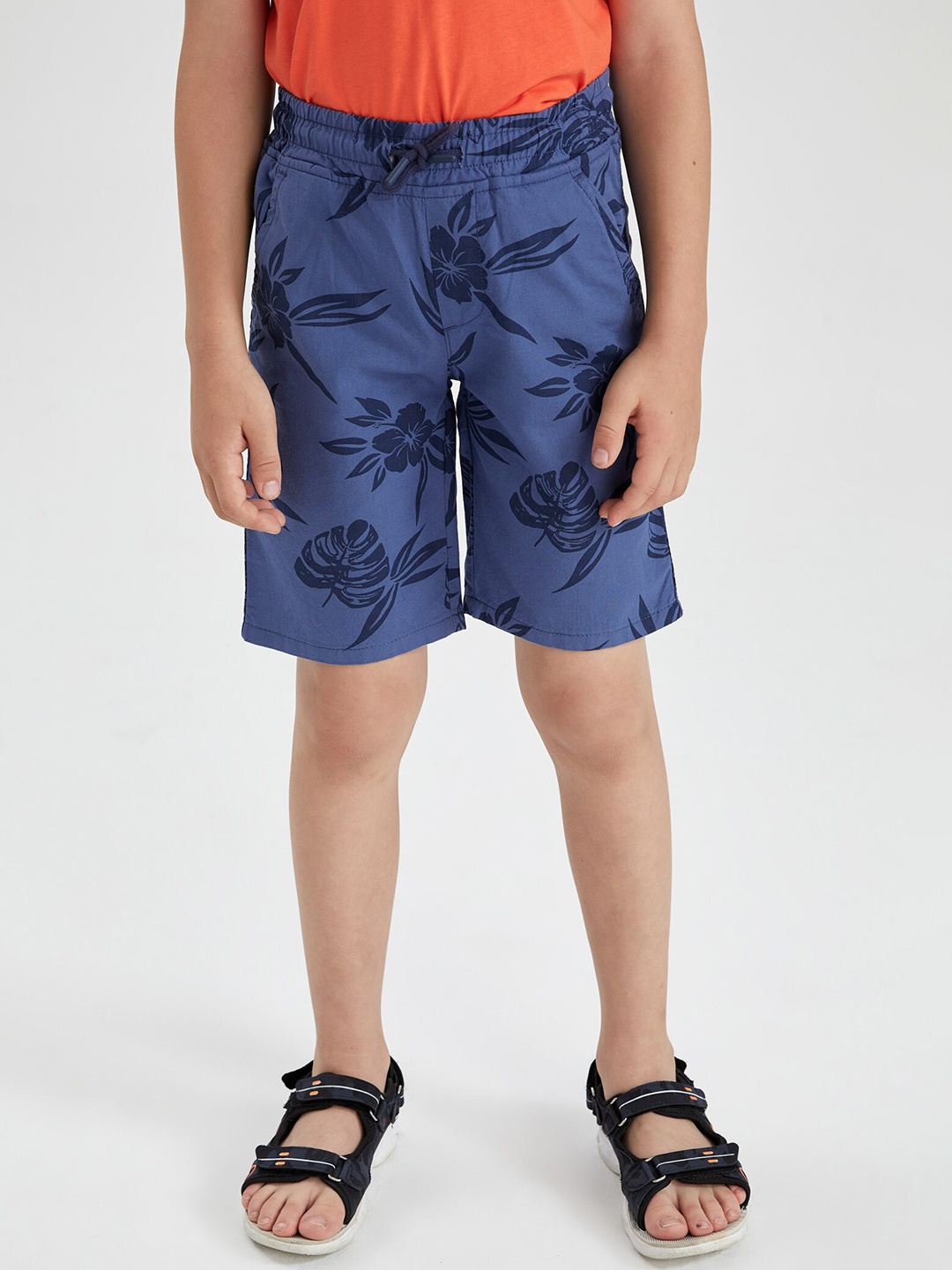 

DeFacto Boys Floral Printed Pure Cotton Shorts, Blue