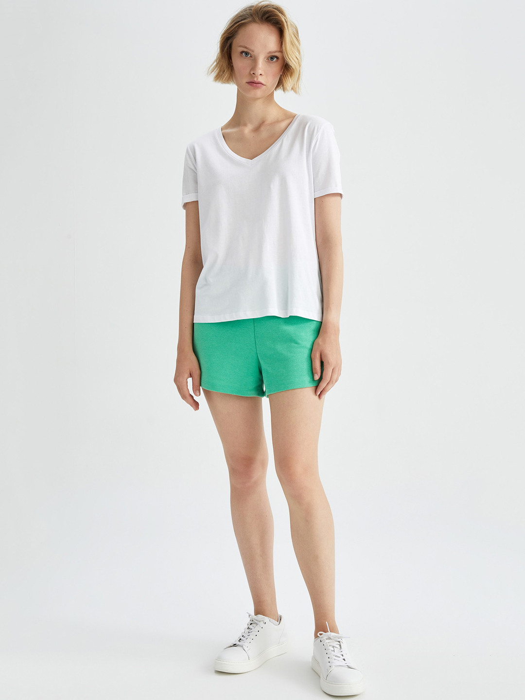

DeFacto Women Mid-Rise Shorts, Sea green