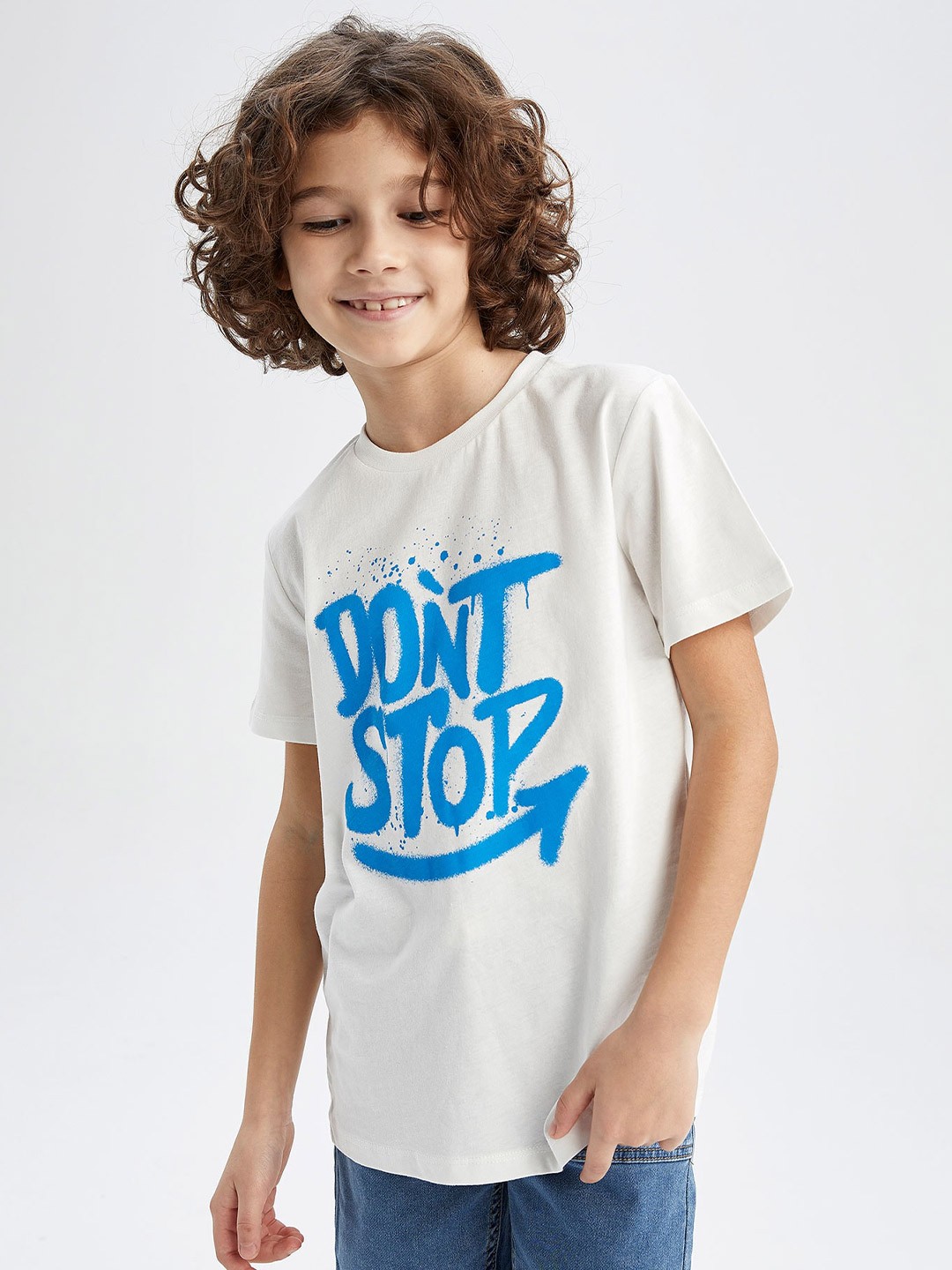 

DeFacto Boys Typography Printed Cotton T-shirt, Off white