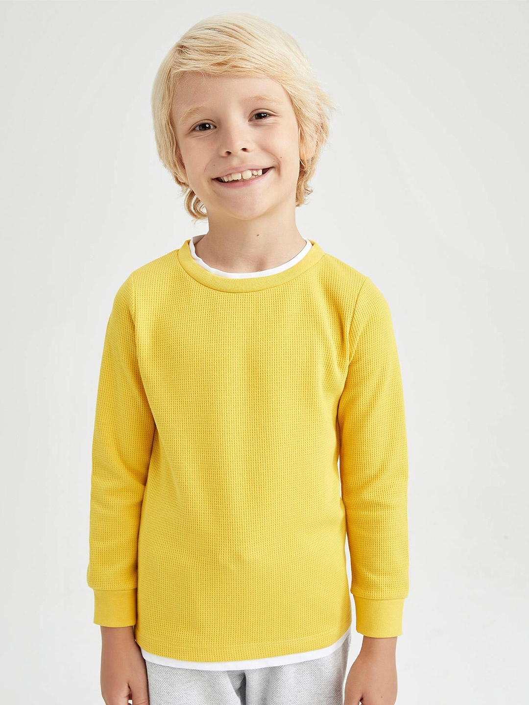 

DeFacto Boys Selfdesign T-shirt, Yellow