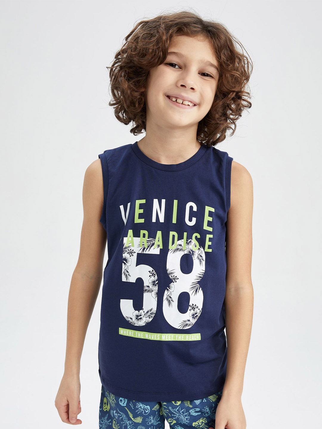 

DeFacto Boys Typography Printed T-shirt, Navy blue