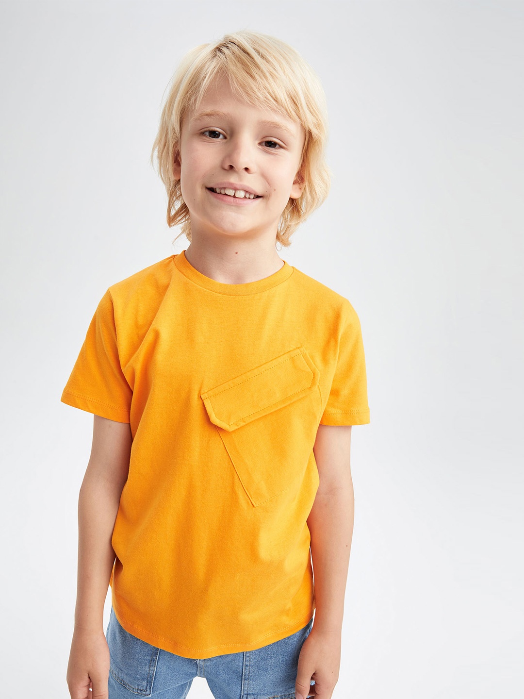 

DeFacto Boys Cotton Round Neck T-shirt, Yellow