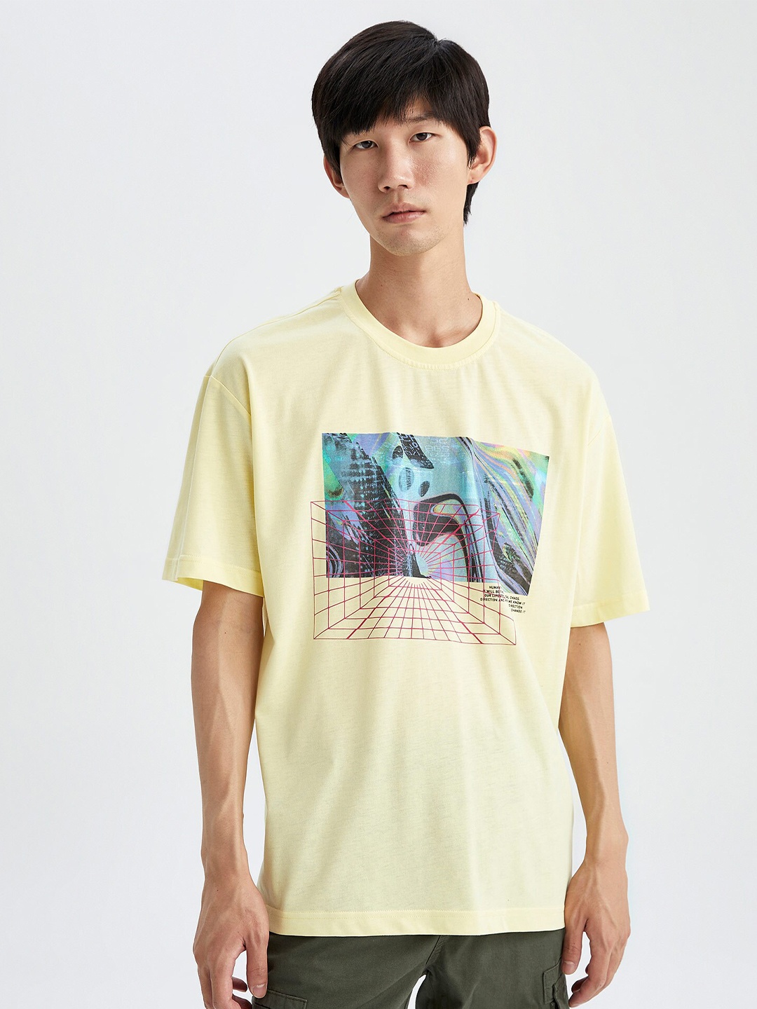 

DeFacto Men Printed Cotton T-shirt, Yellow