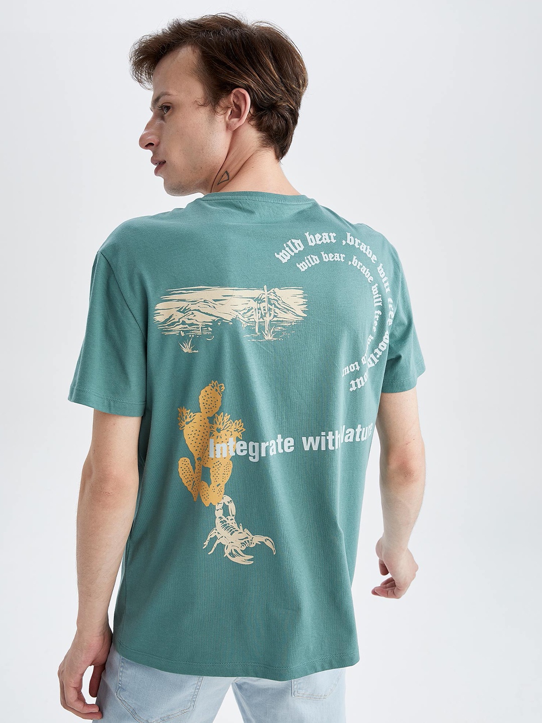 

DeFacto Men Printed Pure Cotton Regular Fit T-shirt, Sea green