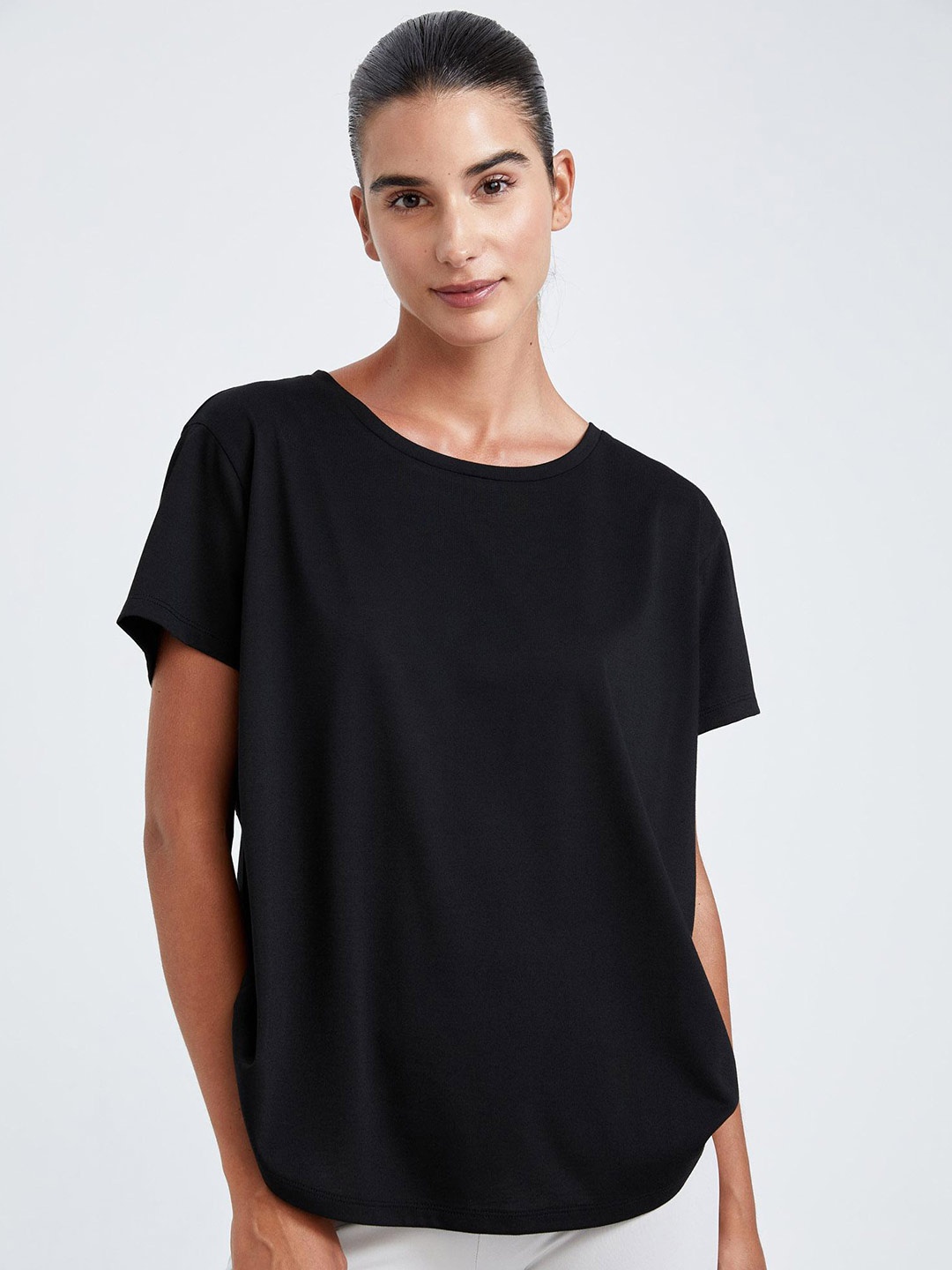 

DeFacto Women Round Neck T-shirt, Black