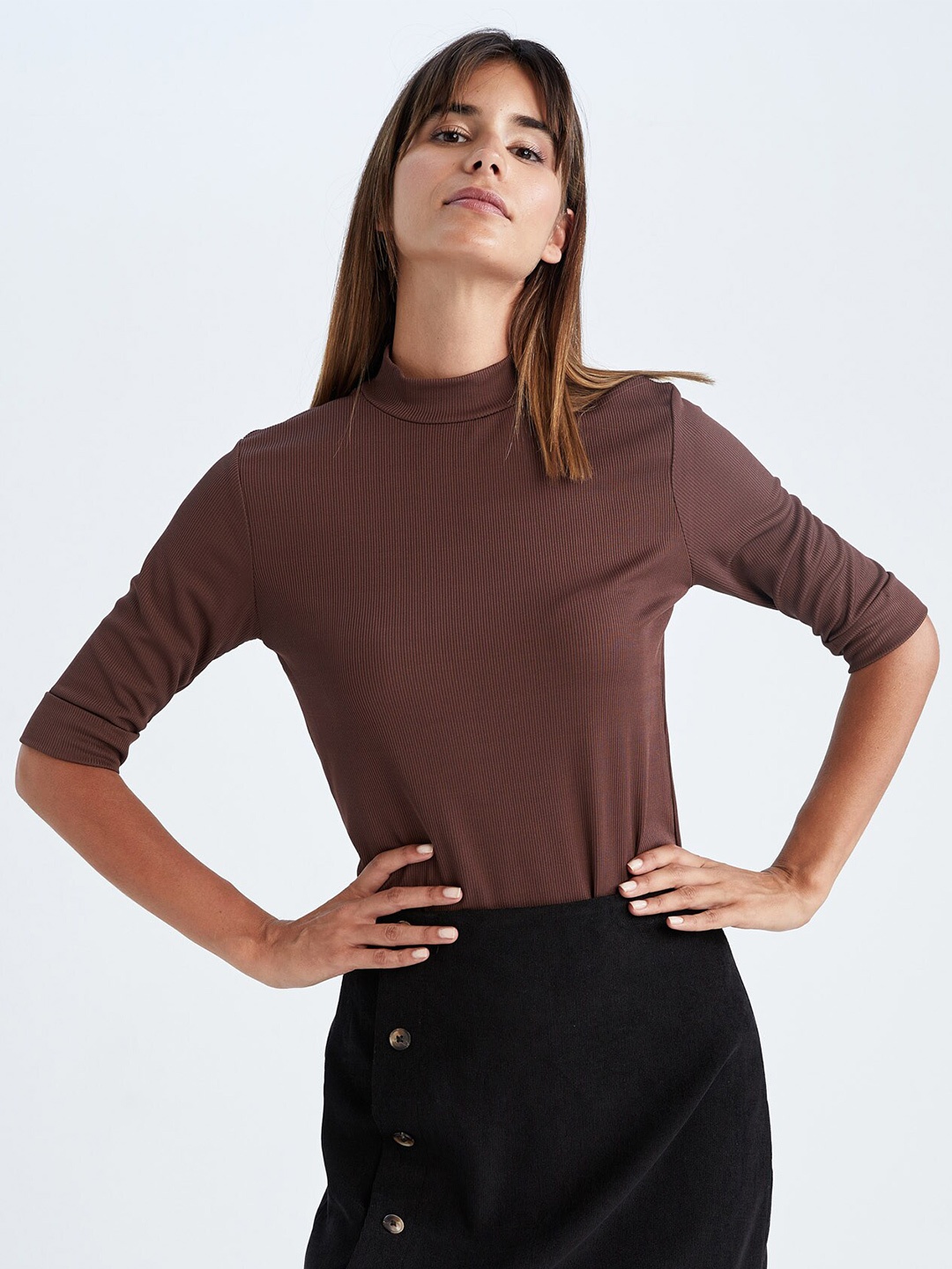 

DeFacto Women High Neck T-shirt, Brown