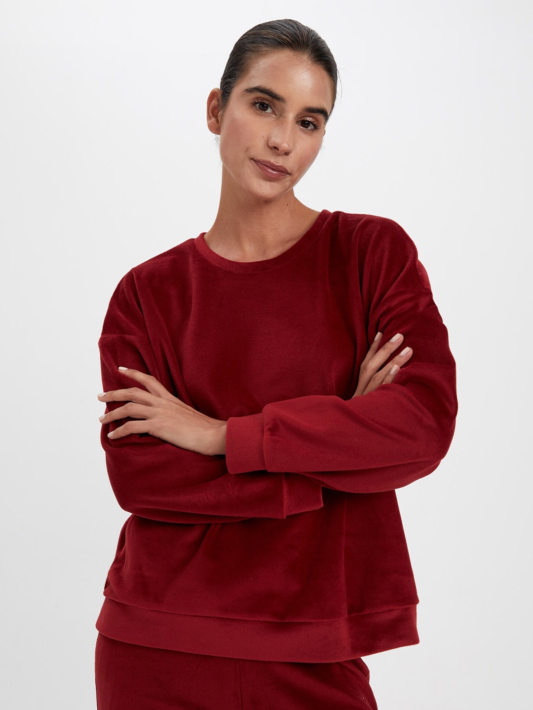 

DeFacto Women Round Neck Pullover Sweatshirt, Maroon