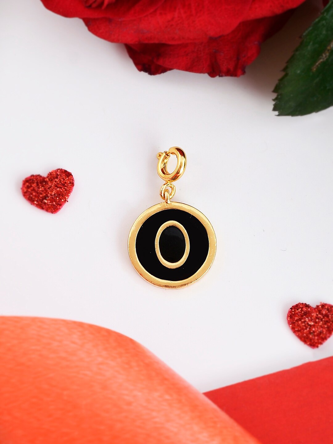 

Voylla Gold-Plated Enamelled Valentines Day O Alphabet Charm, Black