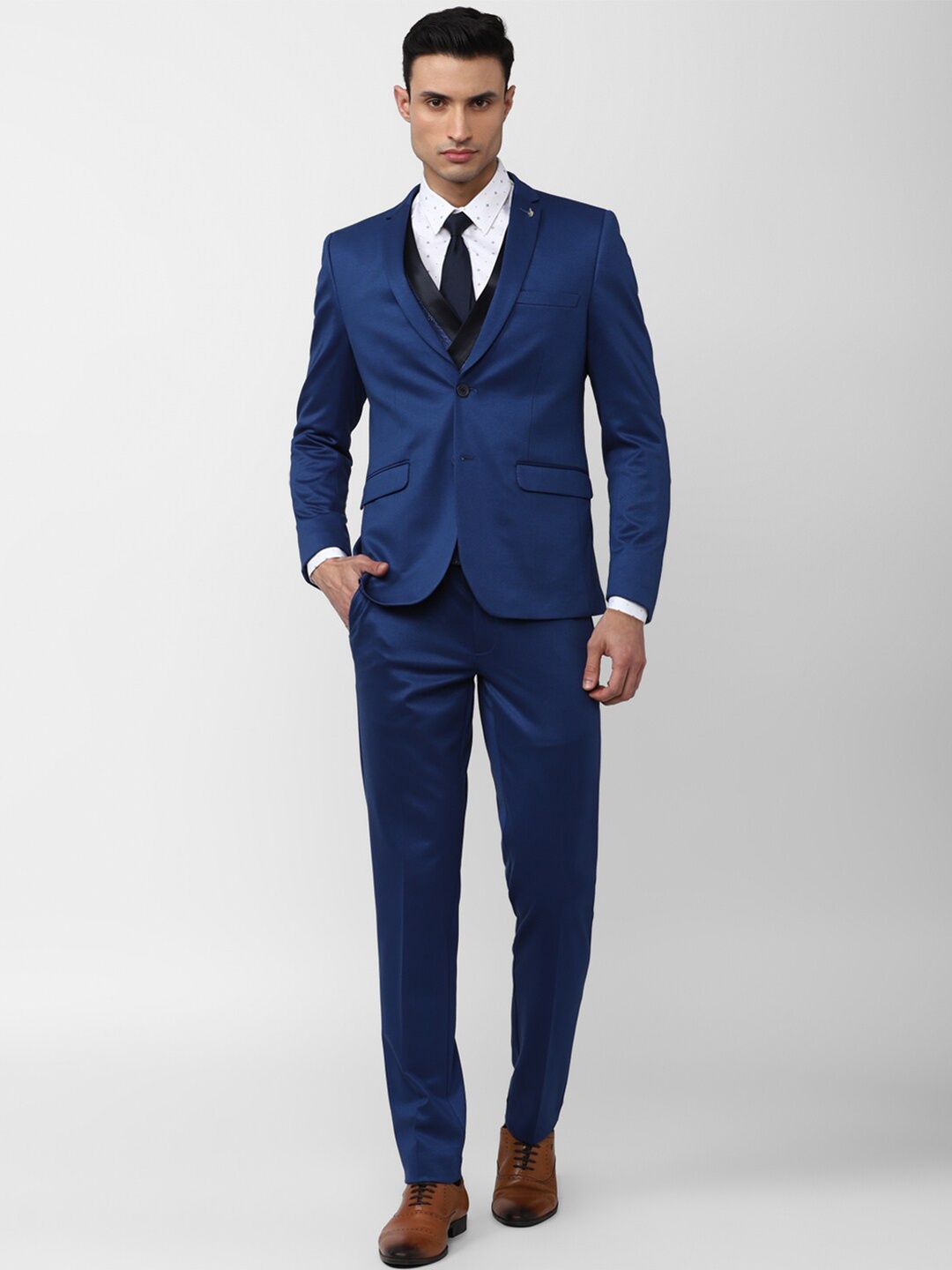 

Van Heusen Men Single Breasted Slim Fit 3-Peice Formal Suit, Navy blue