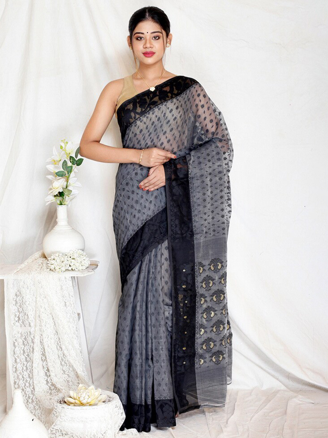 

AllSilks Woven Design Pure Cotton Taant Saree, Grey