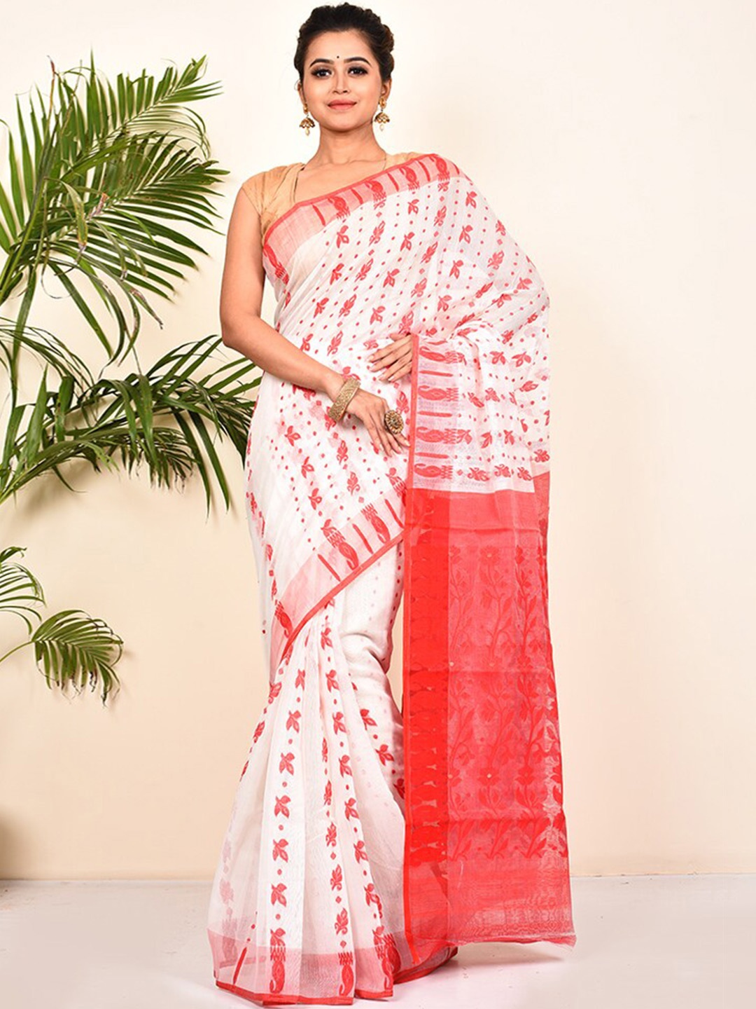 

AllSilks Woven Design Pure Cotton Taant Saree, White