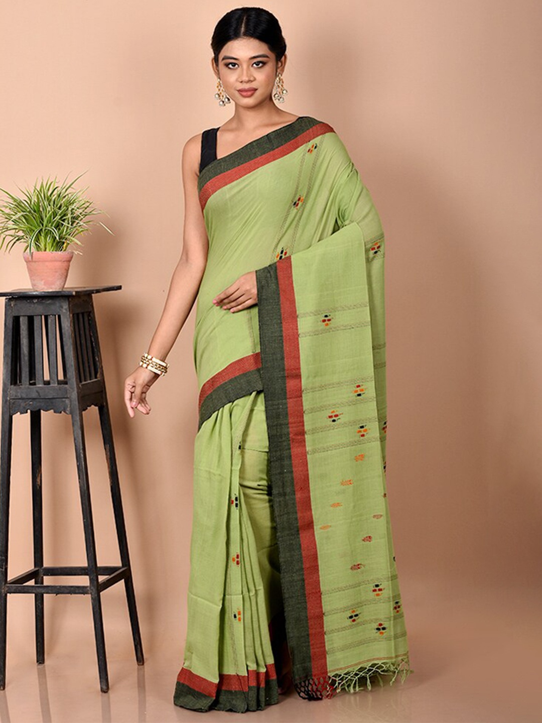 

AllSilks Matka Silk Saree, Green