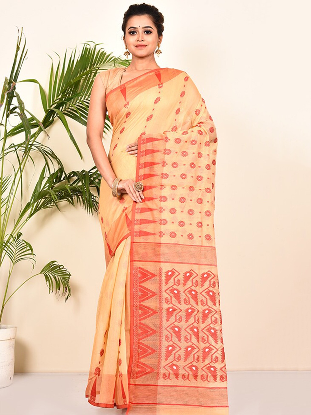 

AllSilks Woven Design Pure Cotton Taant Saree, Cream