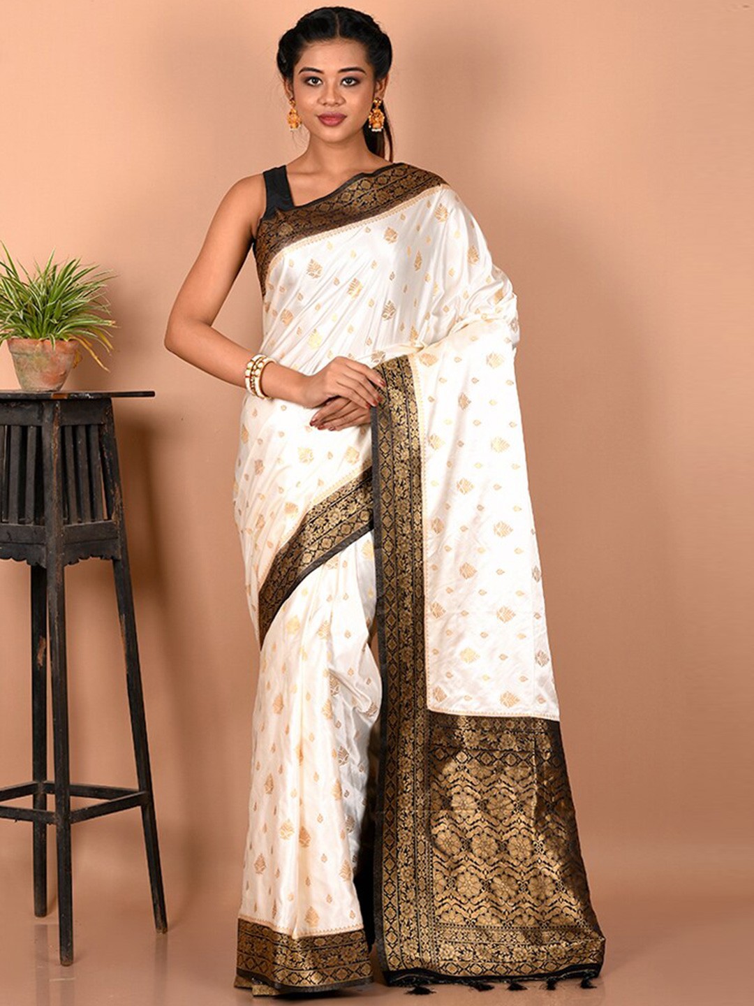 

AllSilks Woven Design Zari Silk Blend Saree, White