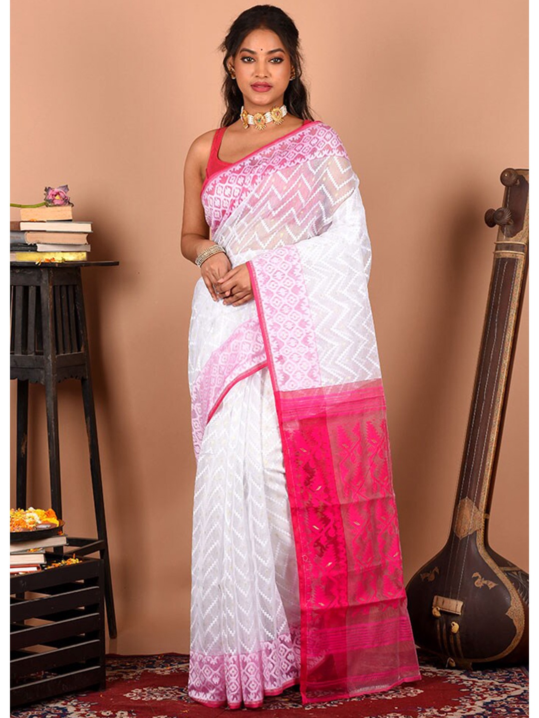 

AllSilks Woven Design Pure Cotton Taant Saree, White